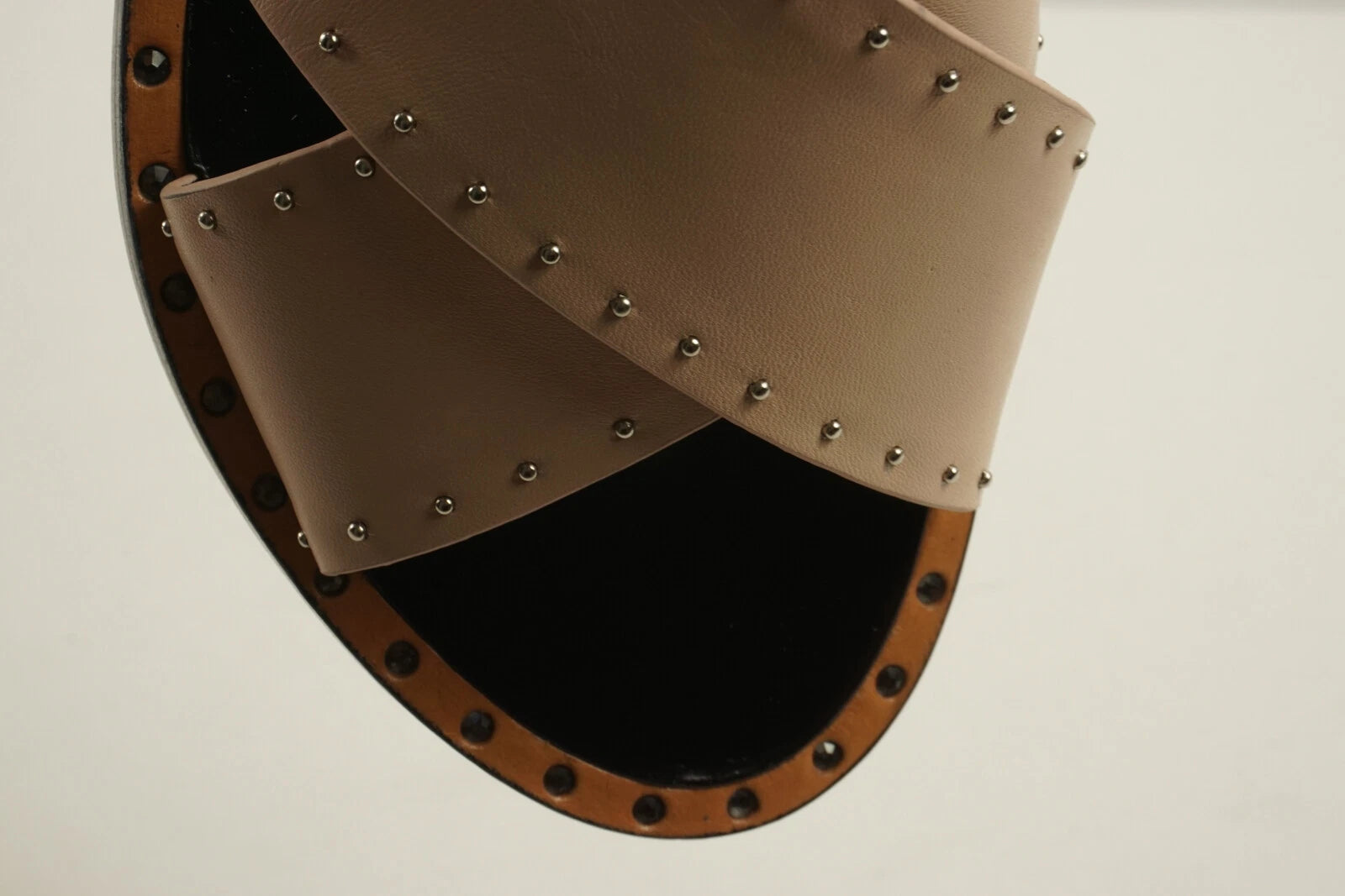 New Lola Cruz Women's EU Size 36 Nude Leather Studded Crossover Slide Sandals