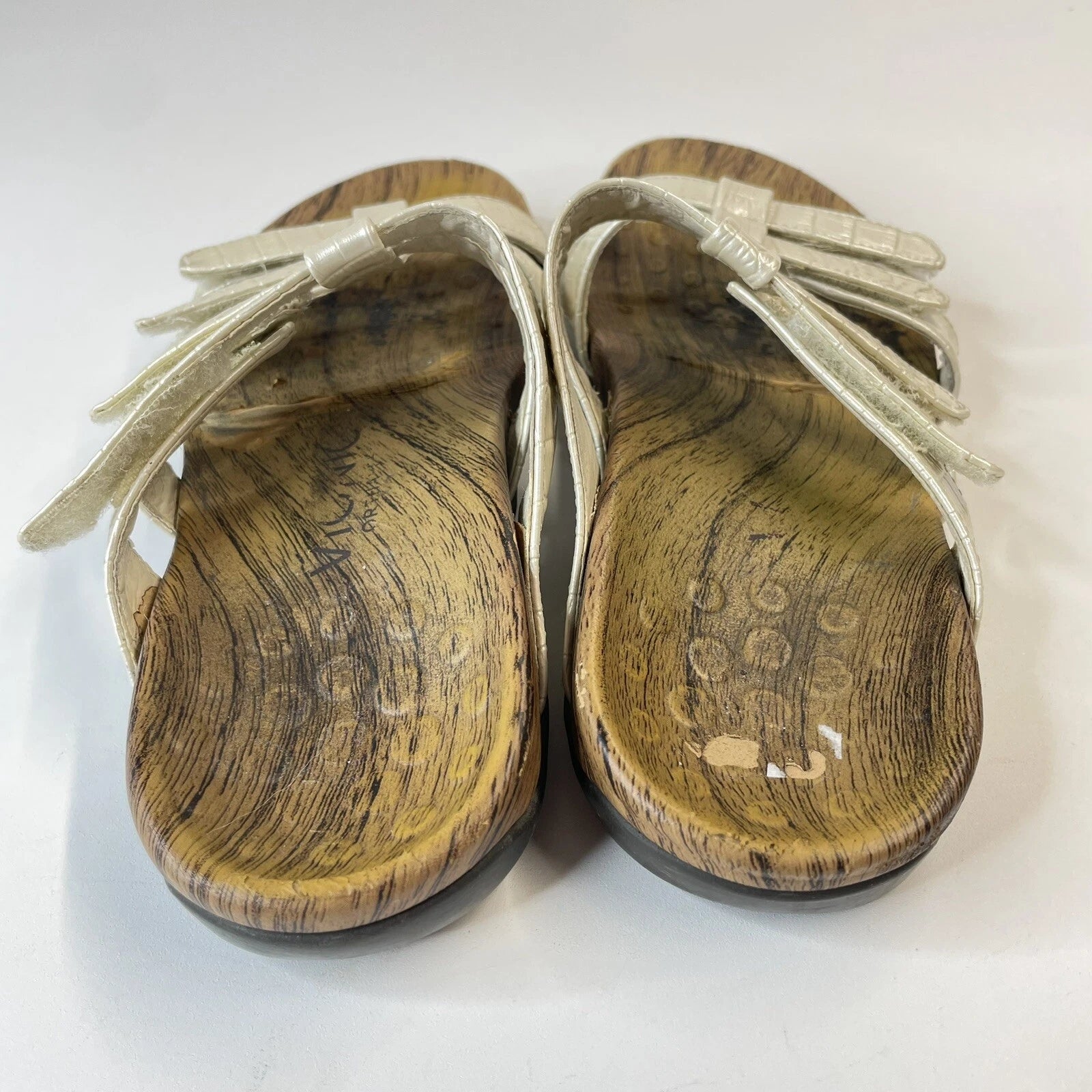 VIONIC Leigh Ann Sandals  Womens Sz 8 Croc Print Slip On Comfort Trendy Style