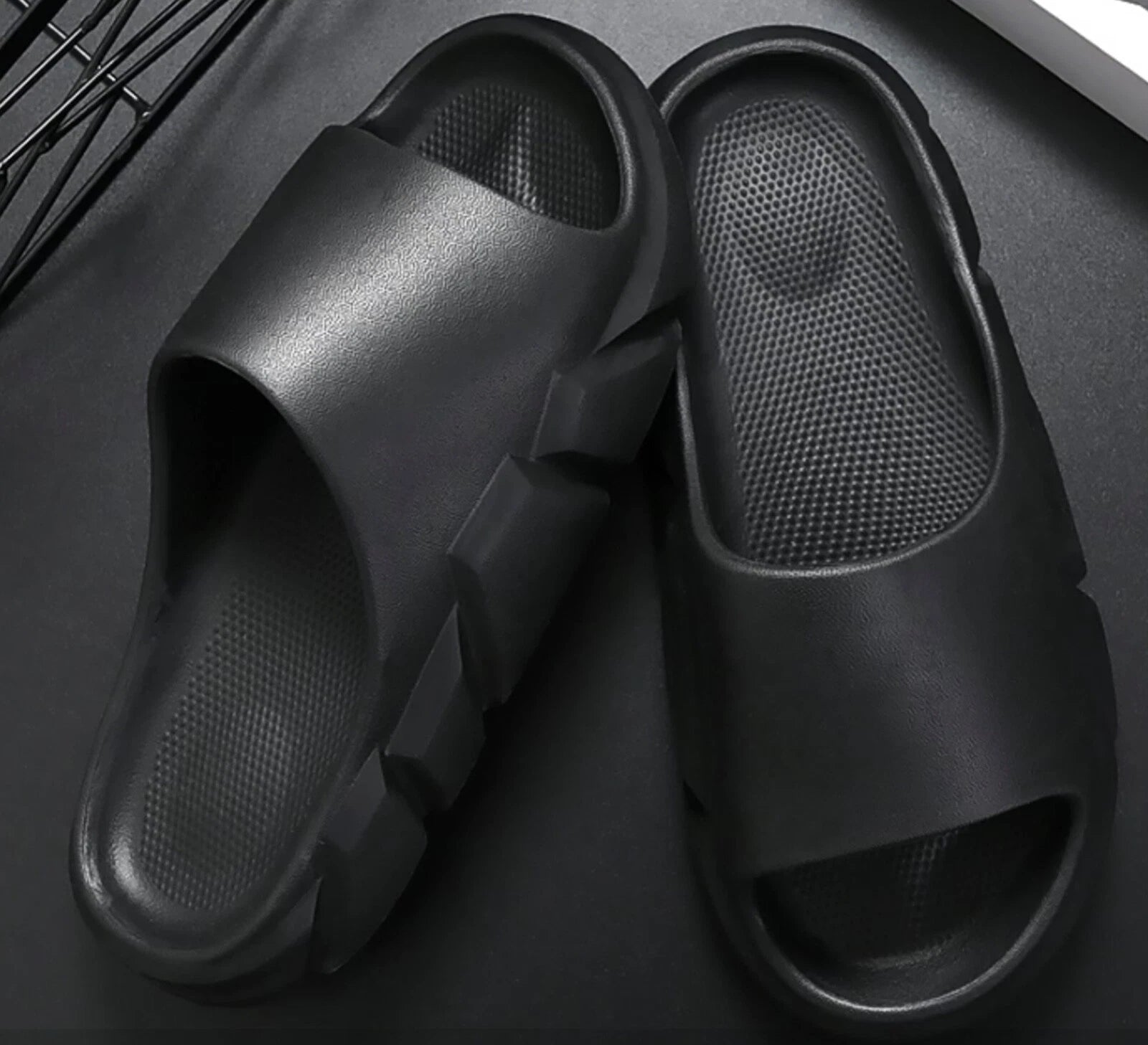 Slides Sandals for Women Men  Platform Pillow Slippers Non-Slip Yeezy style 7 sz