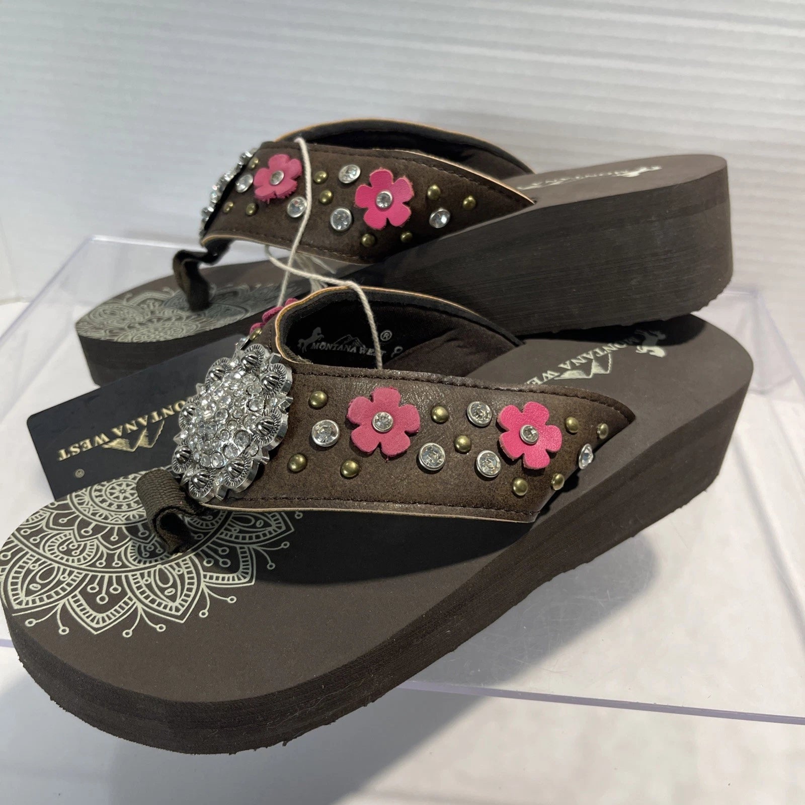 Montana West Flower CutOut Rhinestones/Studs Western Style Wedge Sandals Sz8-8.5