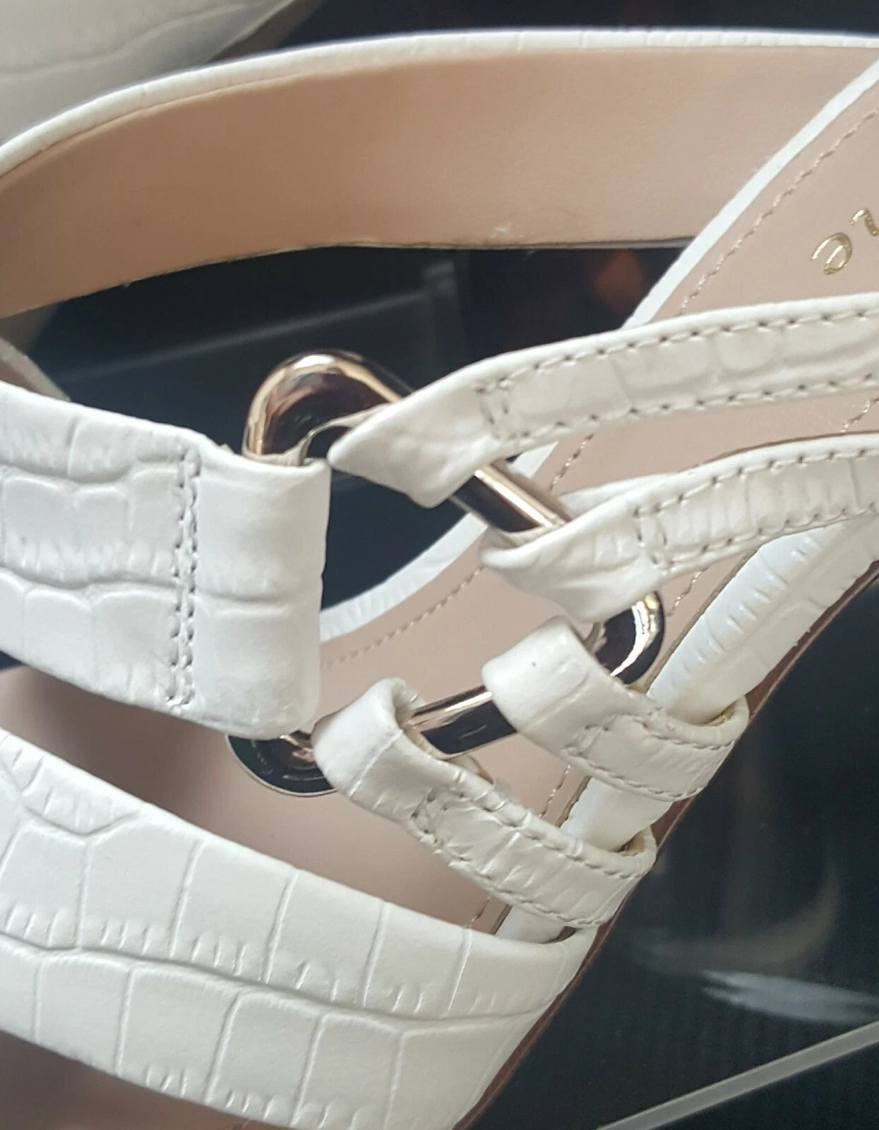 Essex Lane "El-Bezia" White Sandals w/Tortoise Style Heels Women's Size 8M NWB