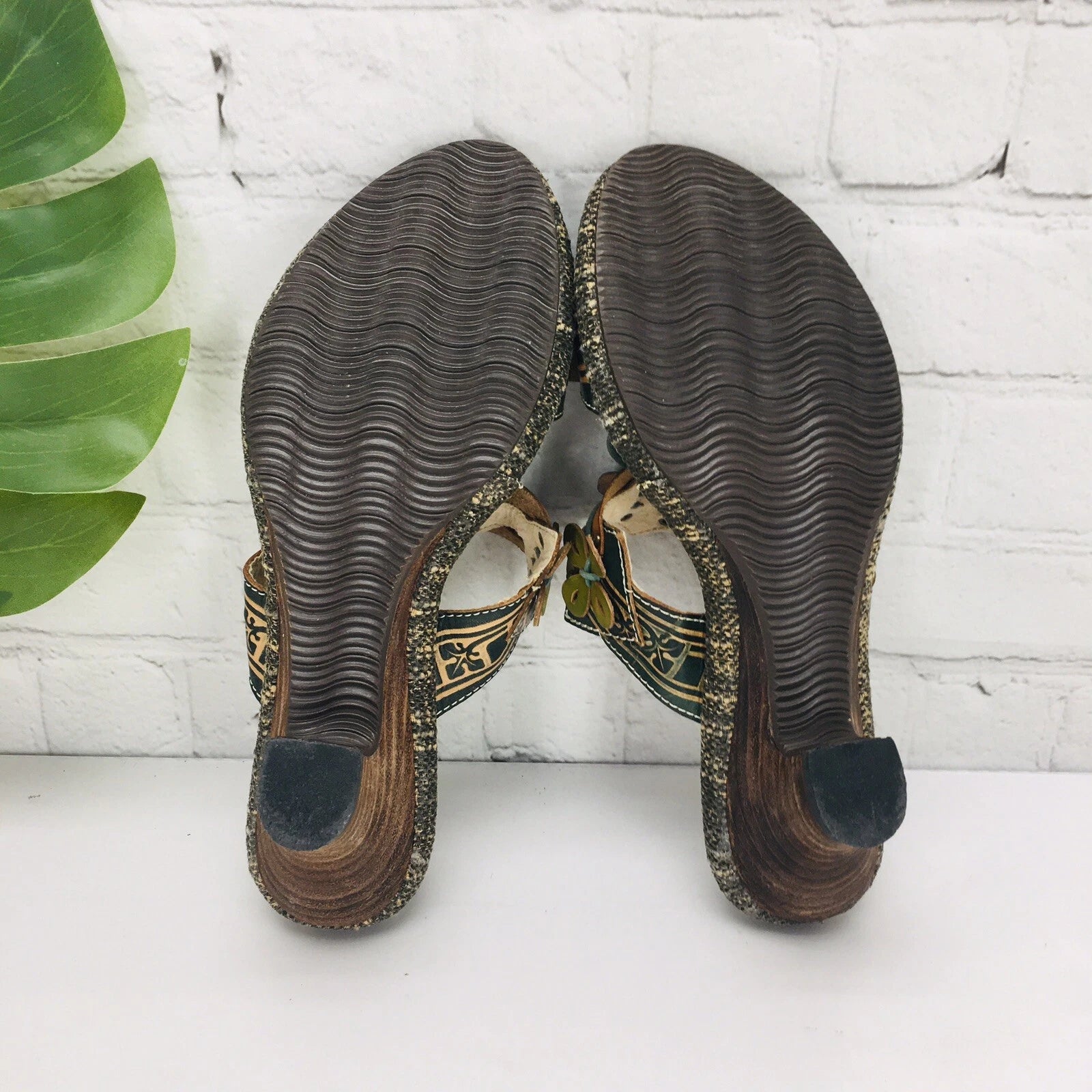 Spring Step Slide Sandal Womens 37/US 6.5 Green Leather Slip-On Low Heel Floral