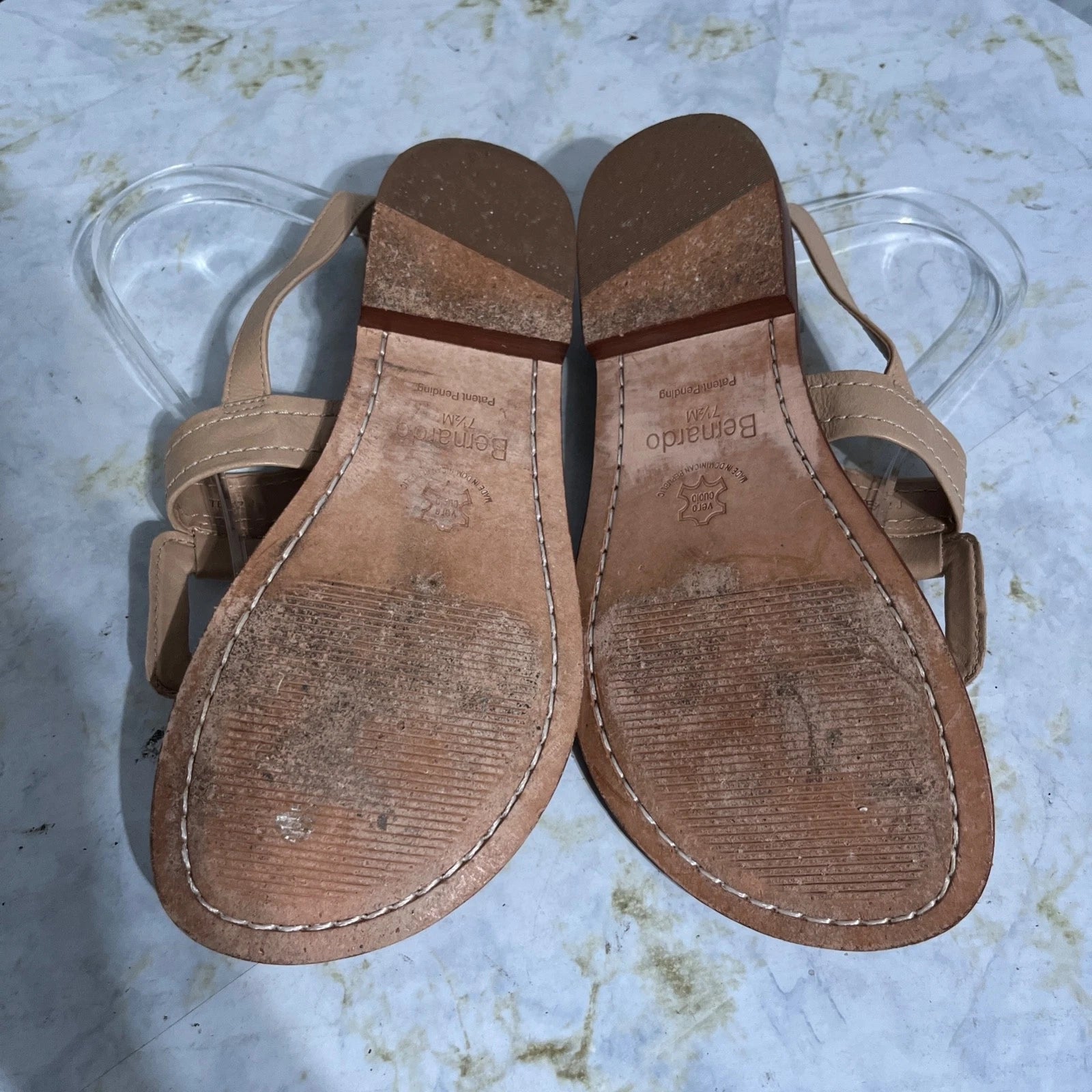 Bernardo Women's Size 7.5M Shoes Brown Leather Fashion T-Strap Slingback Sandals