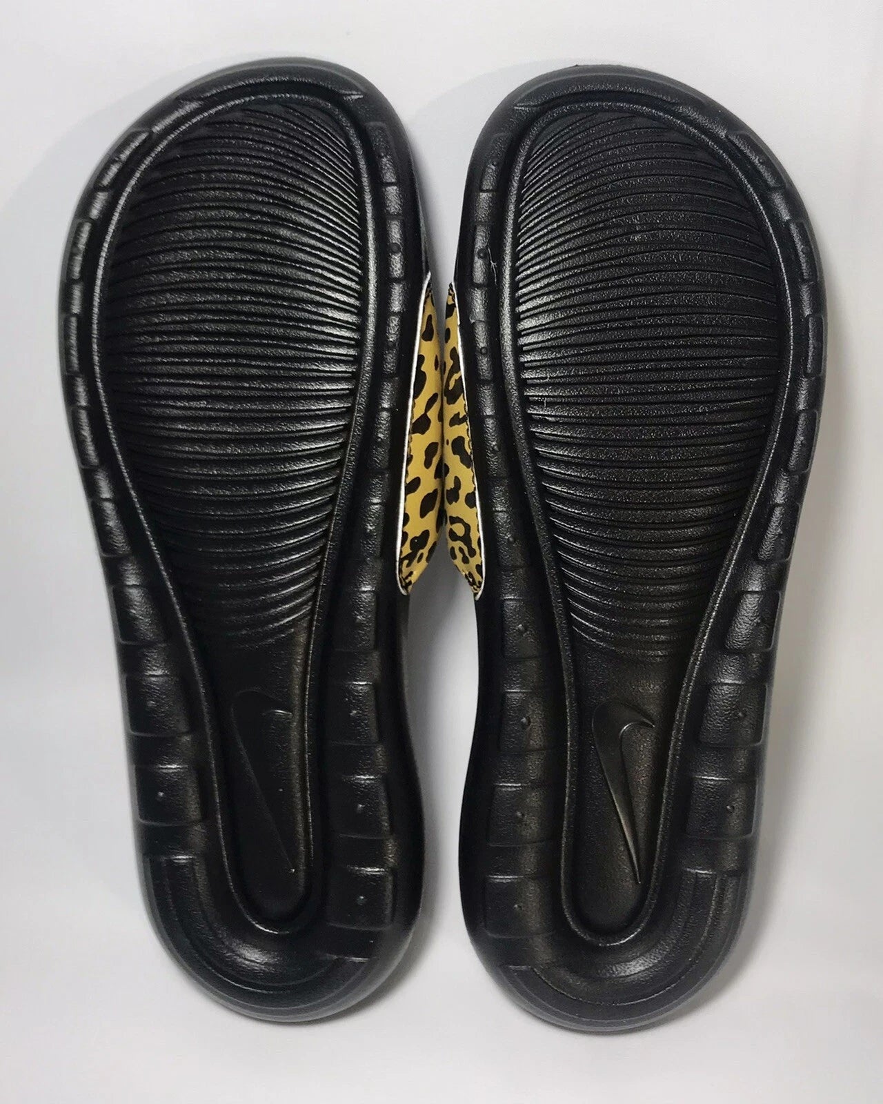 NIKE VICTORI ONE Women's Printed Slide Sz. 9 Chutney/Multicolor Style #CN9676700