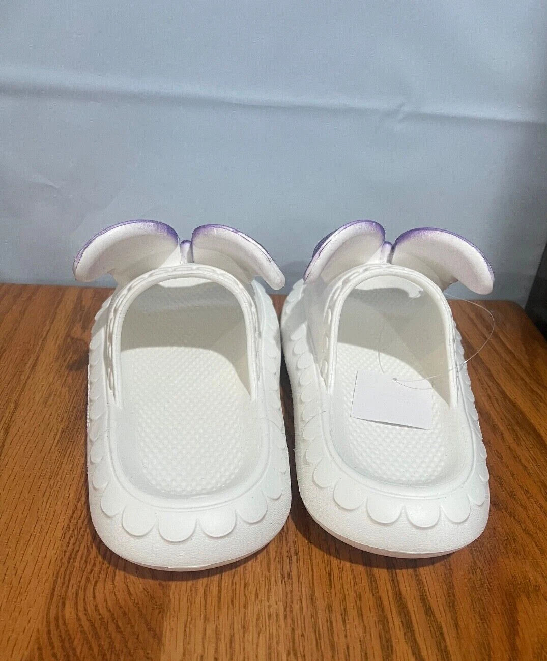 New Fashion Womens Cute Butterfly Comfy Cushioned Slides Sandals Size 7 White