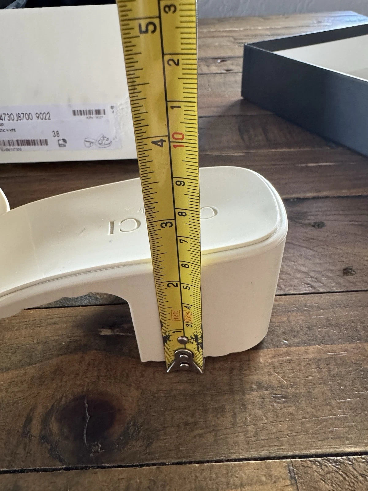 Gucci $550 Rubber Slide Sandal Block Heel Mystic White Women’s Sz 38 (US 8)