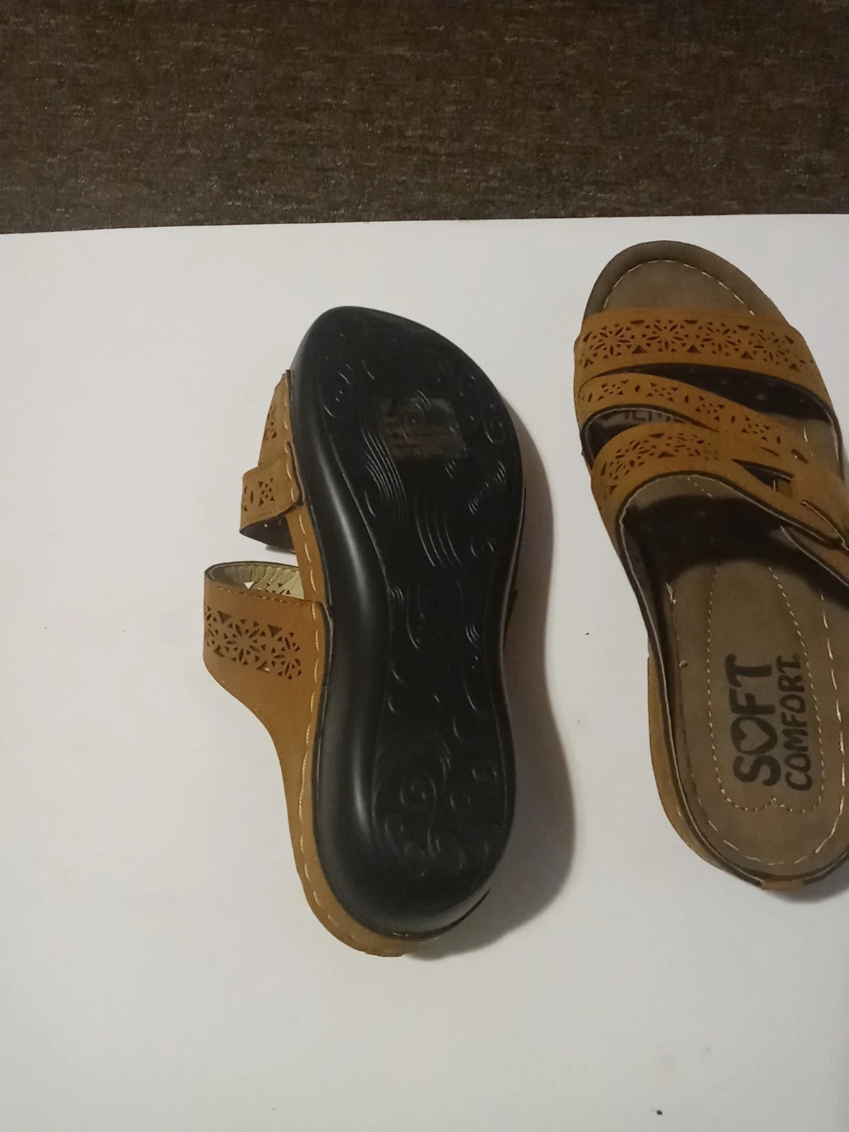 Band Dazzler Soft Comfort Brown Sandals Size 6 New