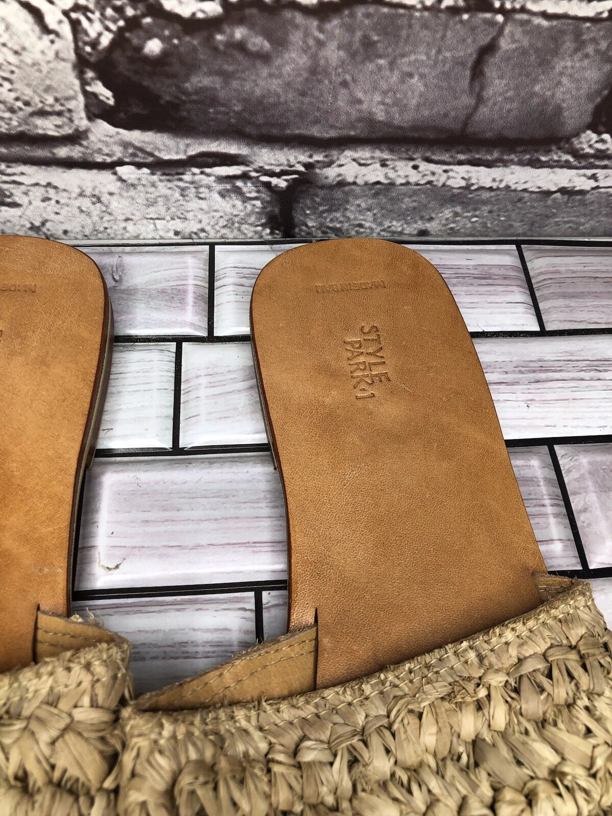 Style Park 1 Bamboo Beige Synthetic Slides Flats Sandals Women’s Sz 8M US/39EU