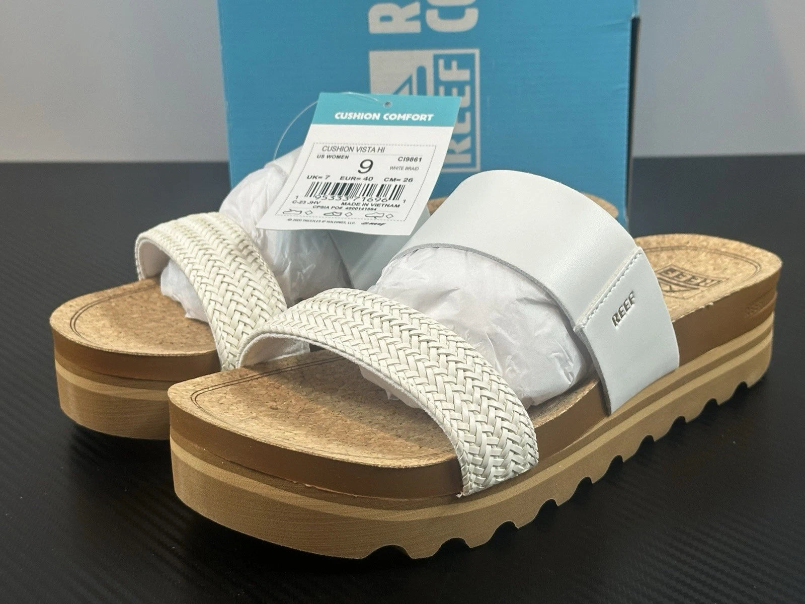 Reef Women’s US 9 Cushion Vista Hi White Braid Slip On Sandal, Style # CI9861