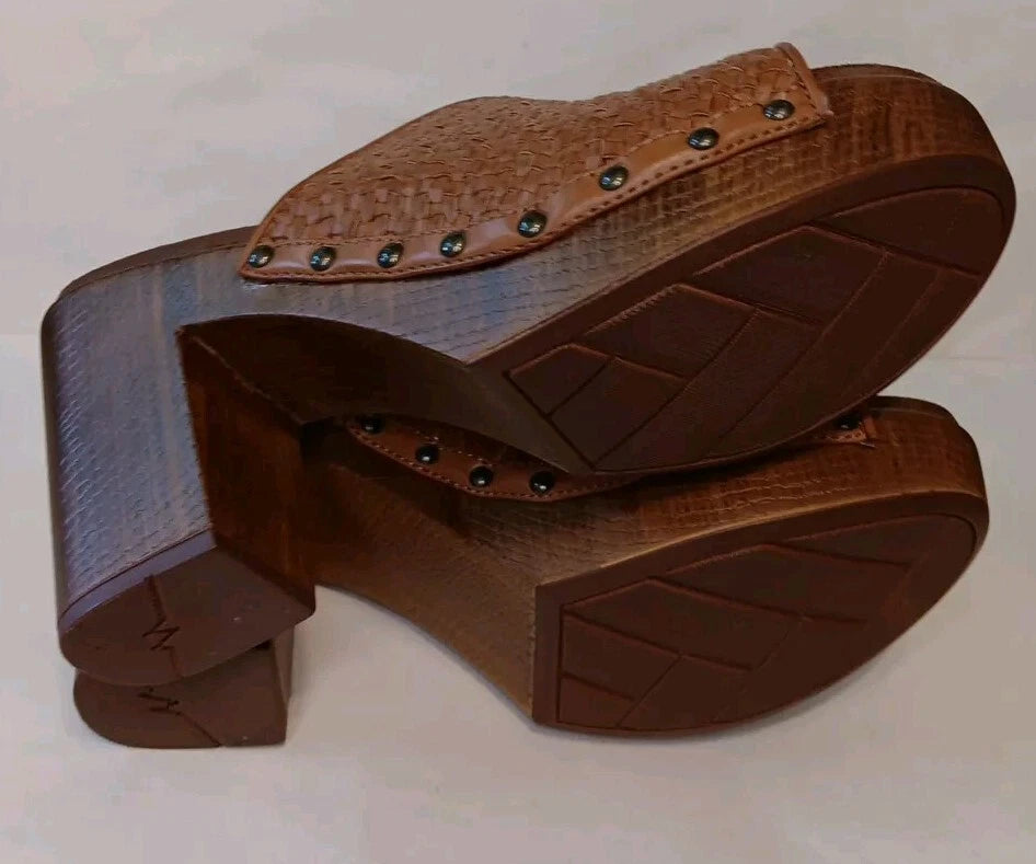 White Mountain Foot beds Altoria Womens 9 Brown Y2K Style Slide Platform Sandals