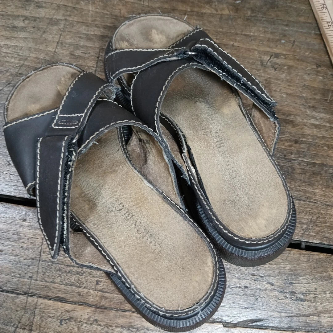 Fashion Bug Womens Sz 8.5 Sandals Slide Shoes Y2K Brown Vintage Chunky GRUNGE