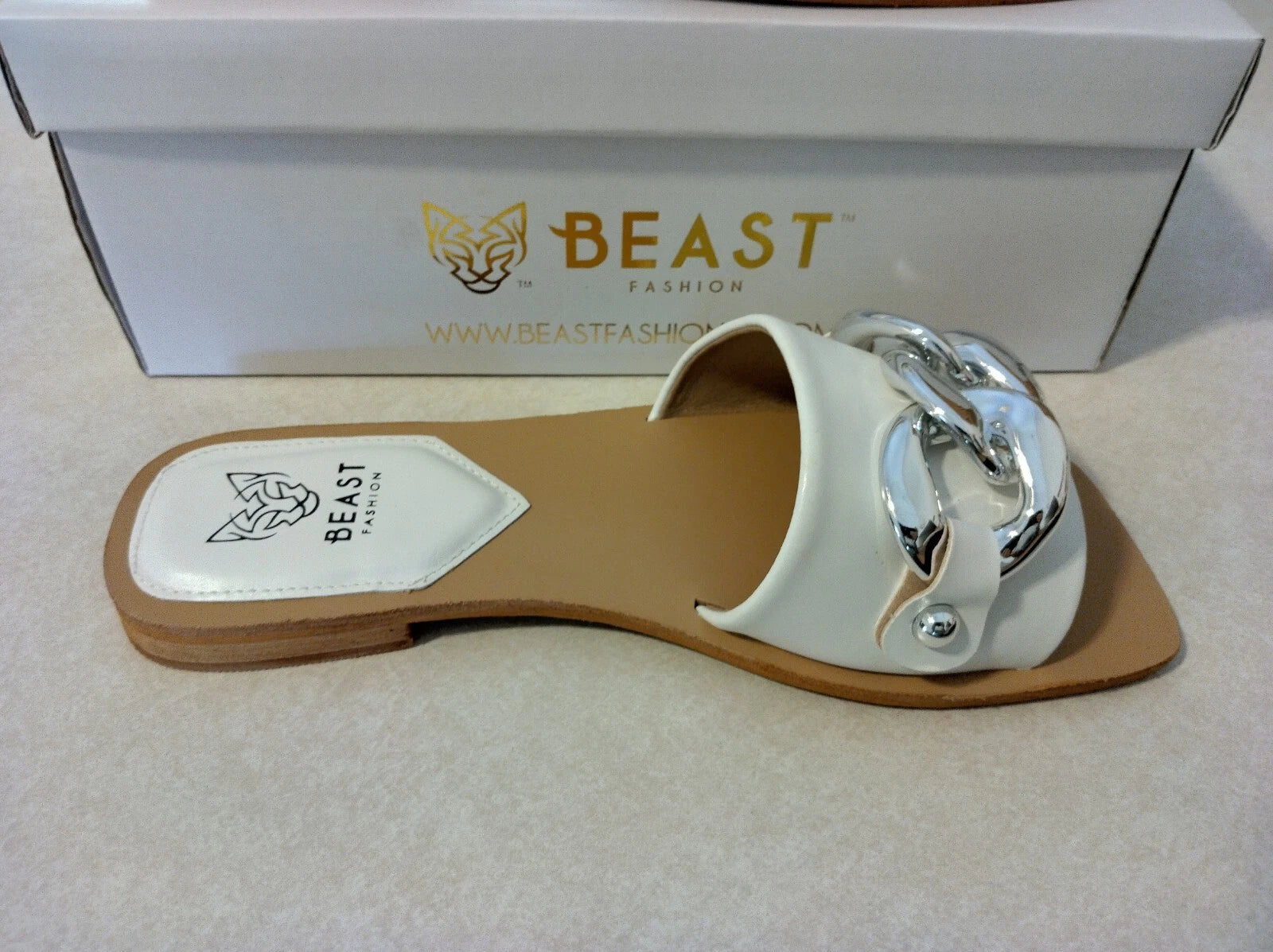 Beast Fashion Size 7.5 LANA-01 White Sandals NIB