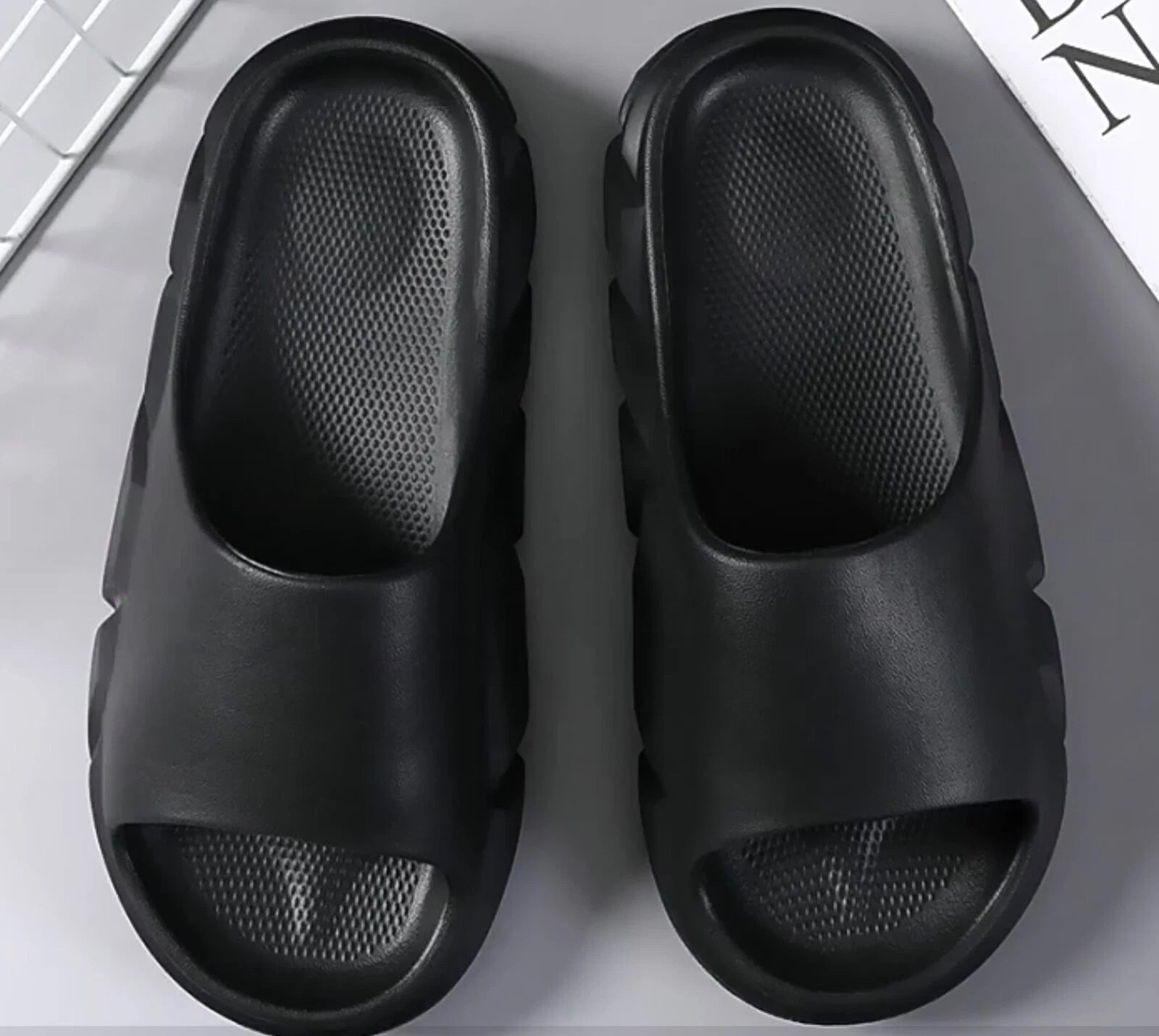 Slides Sandals for Women Men  Platform Pillow Slippers Non-Slip Yeezy style 7 sz