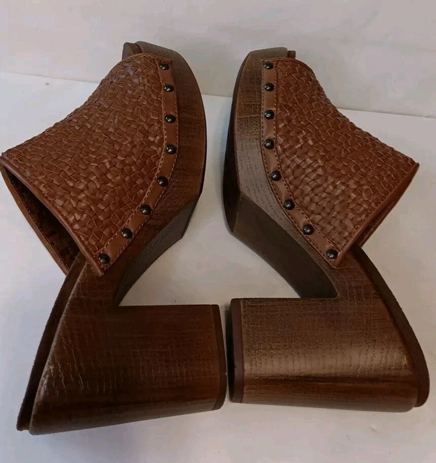 White Mountain Foot beds Altoria Womens 9 Brown Y2K Style Slide Platform Sandals