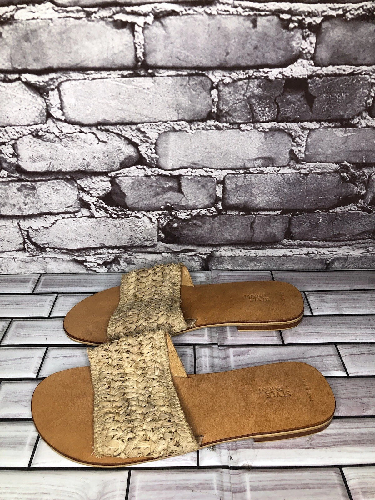 Style Park 1 Bamboo Beige Synthetic Slides Flats Sandals Women’s Sz 8M US/39EU