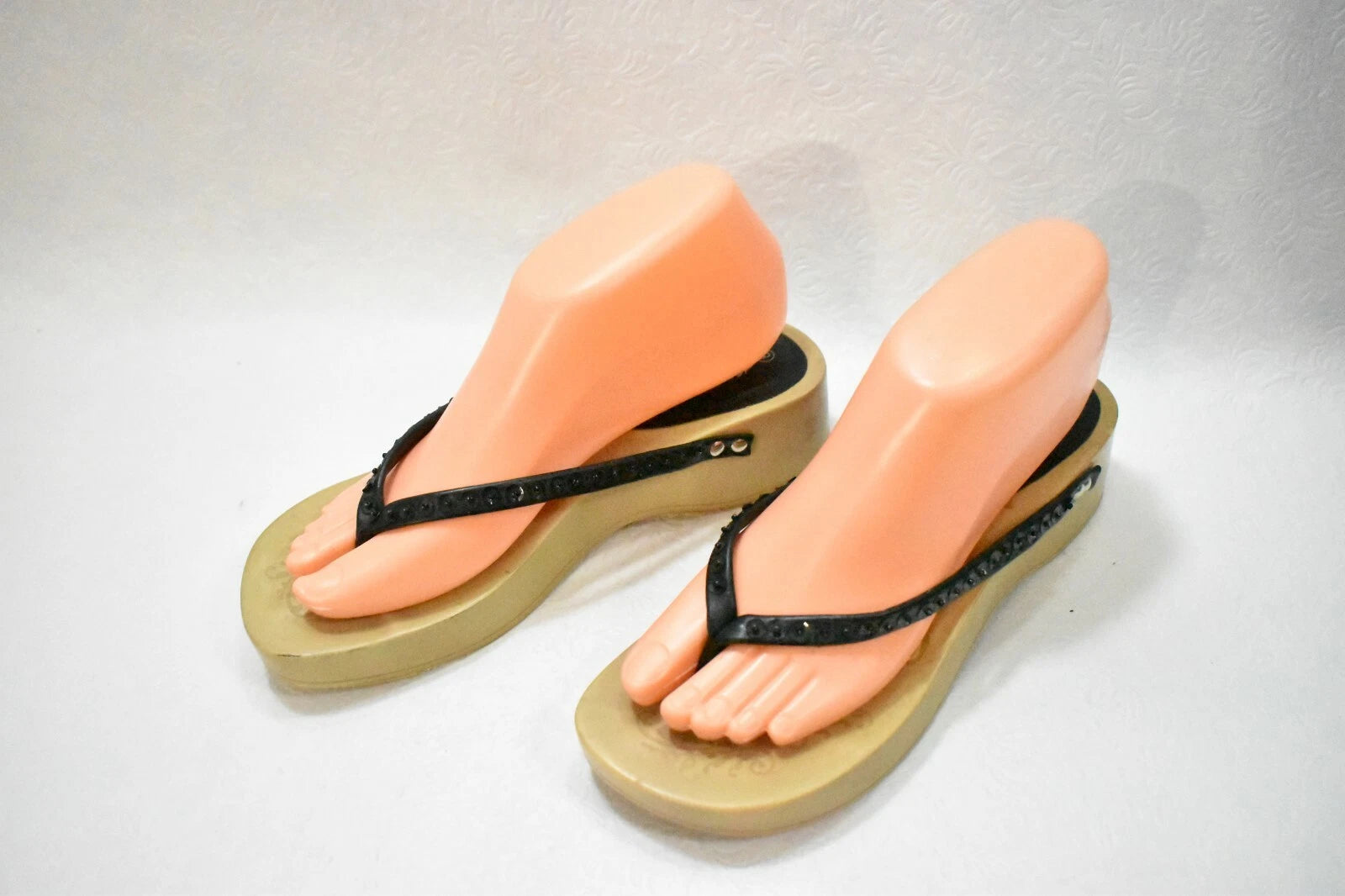 Fashion Boulevard Shoes Sandals Black Sequin Size 8 Women's