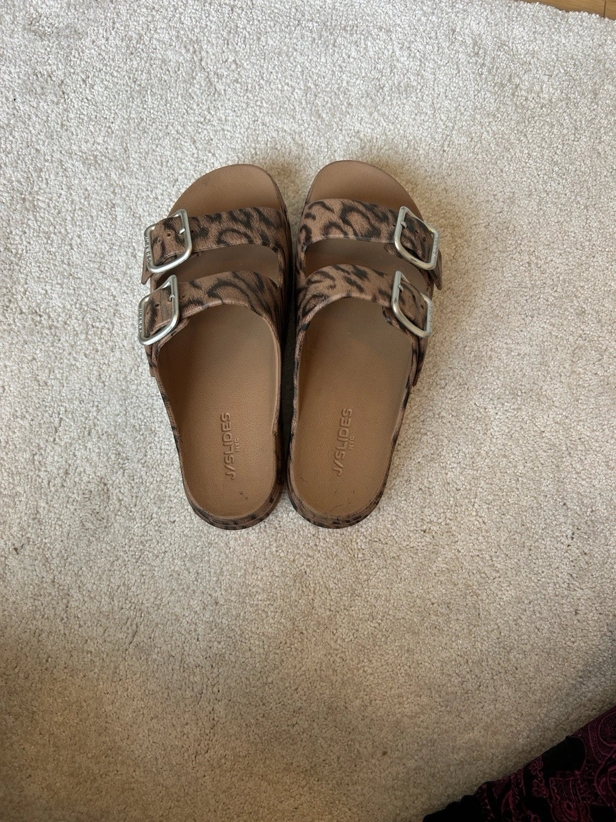 J/Slides Women’s Size 8 Platform Sandals, Leopard Print Style, Great Condition.