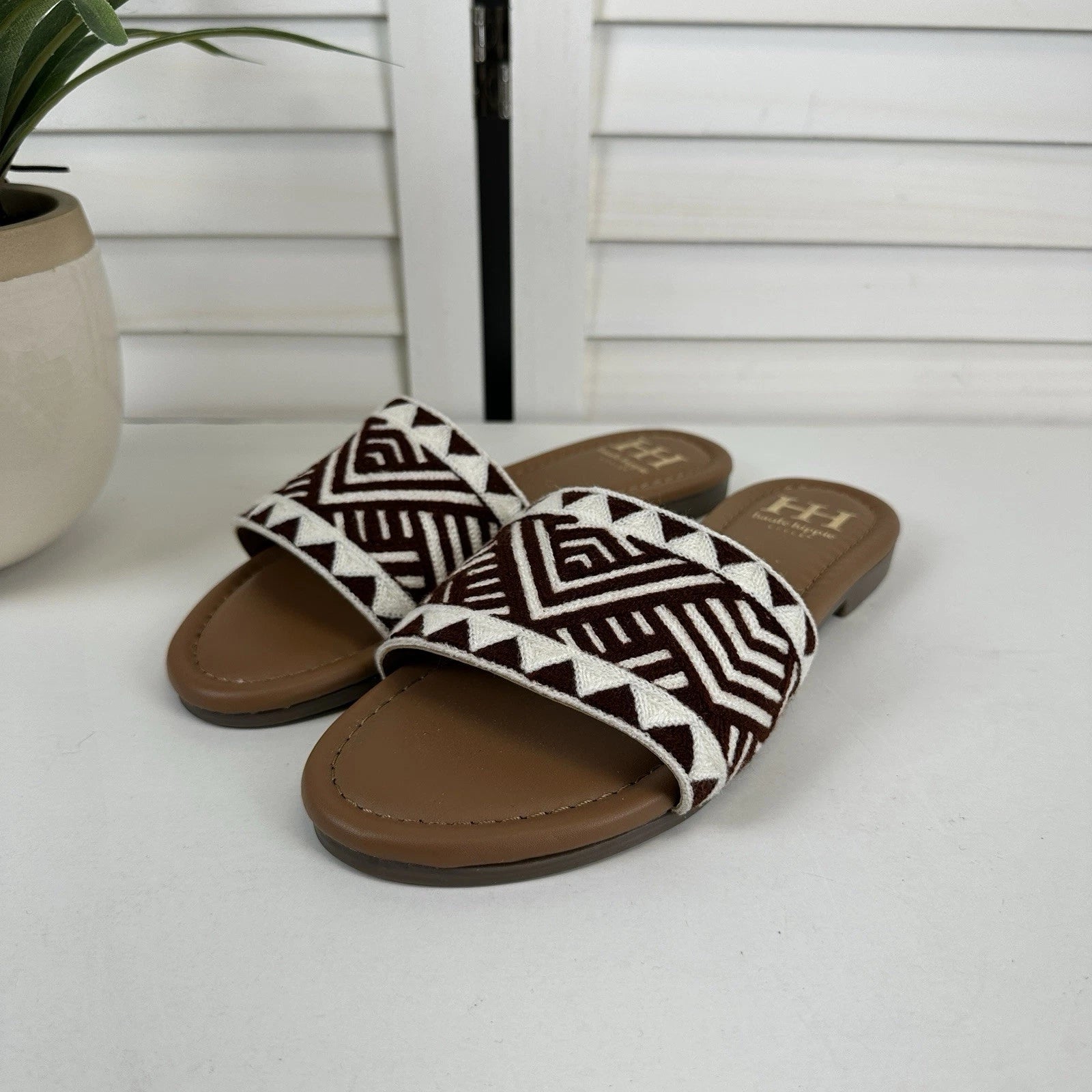 Haute Hippie Style Embro Slide Sandal Geometric Southwest Aztec Flat Shoe Size 7