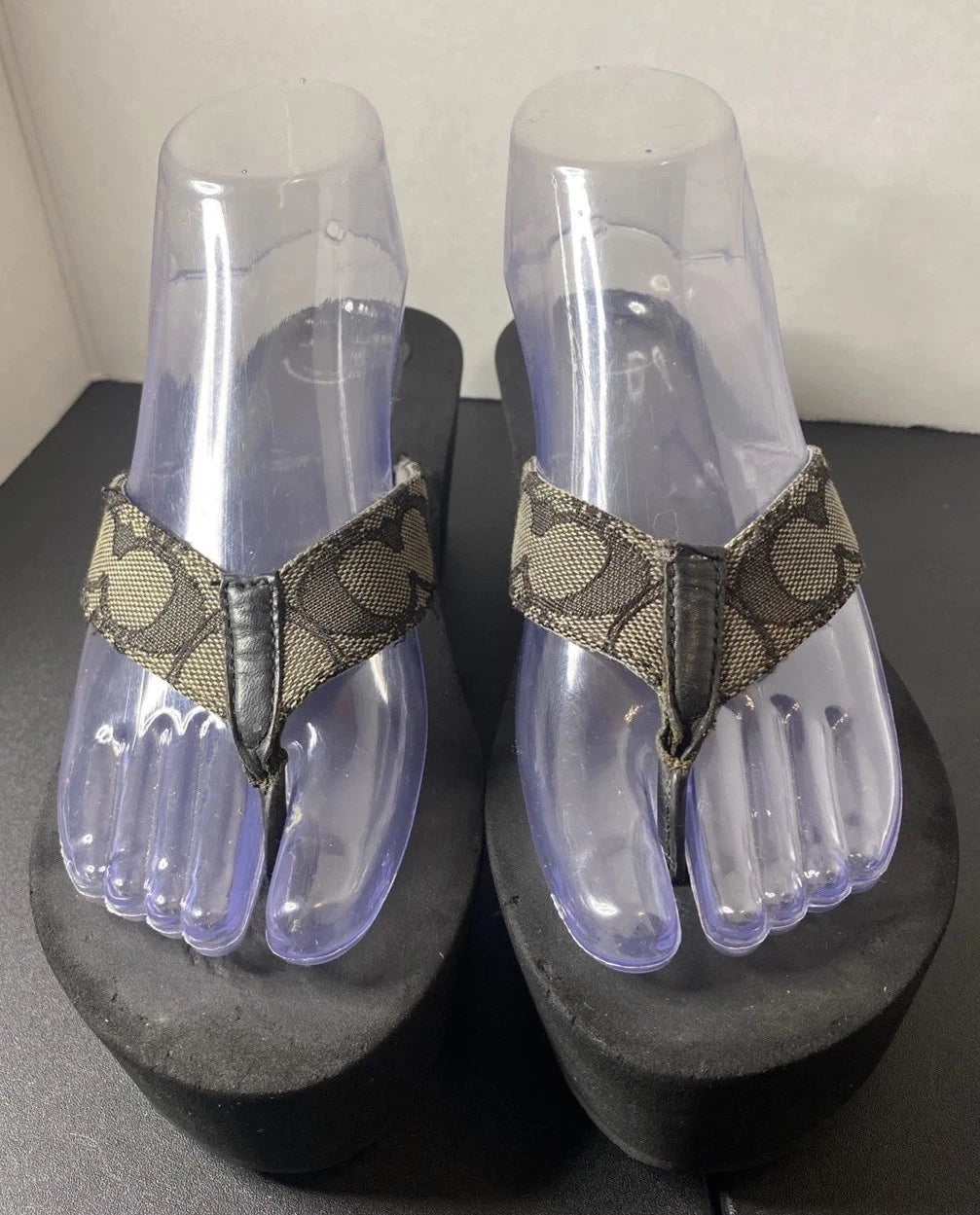 COACH Classic Platform Wedge Flip Flop Sandals Size 8-9 Black/Gray Logo