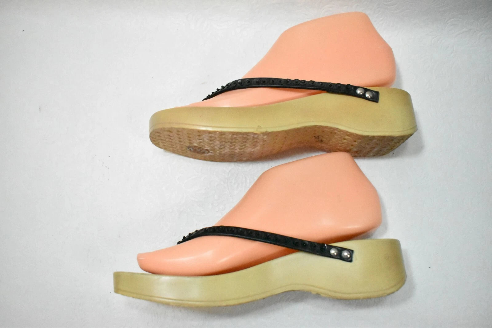 Fashion Boulevard Shoes Sandals Black Sequin Size 8 Women's