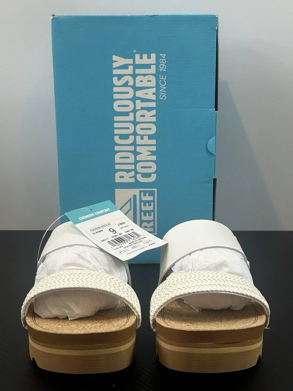 Reef Women’s US 9 Cushion Vista Hi White Braid Slip On Sandal, Style # CI9861