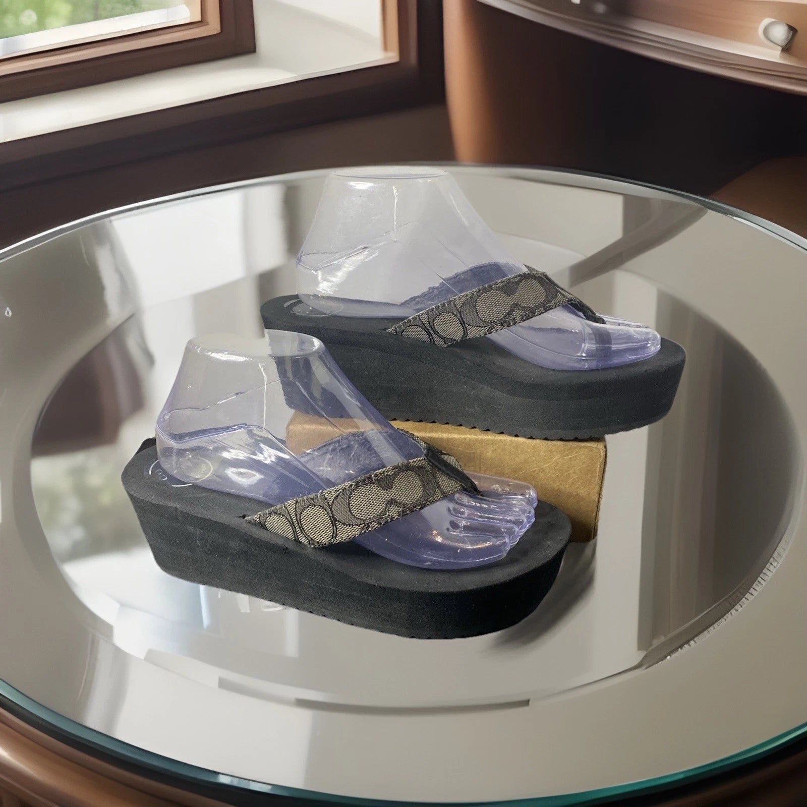 COACH Classic Platform Wedge Flip Flop Sandals Size 8-9 Black/Gray Logo