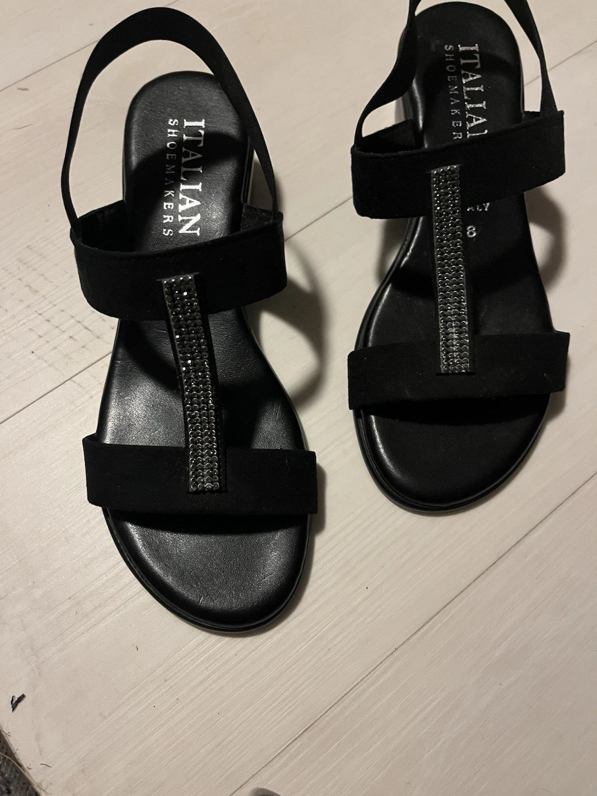 Black Italian Shoemaker’s  NEW  Size 8 Women’s  Block heel sandals w/Rhinestones