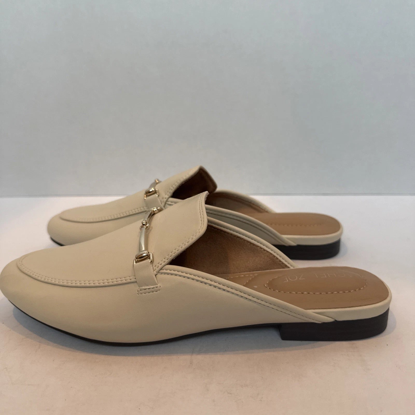 Rachel Zoe Alani cream slides with metal ladies 7.5 NEW