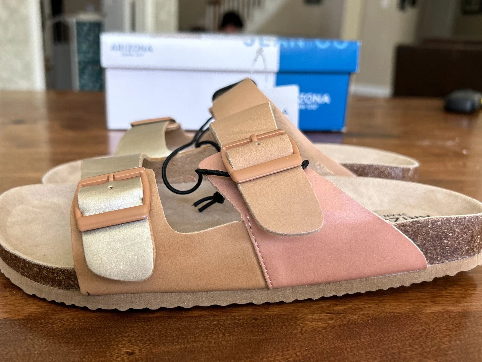 Arizona Jean Co Sandals Flex style Tan/Multi size 7 new with box