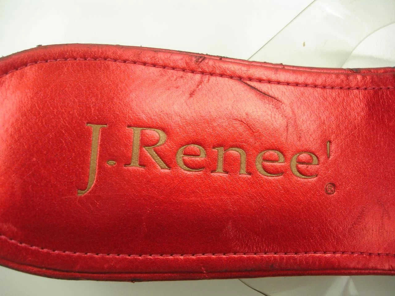 Women's 9 M J. Renee Carlata Red Rhinestones Heart Clear Thong Sandals Thong NWT