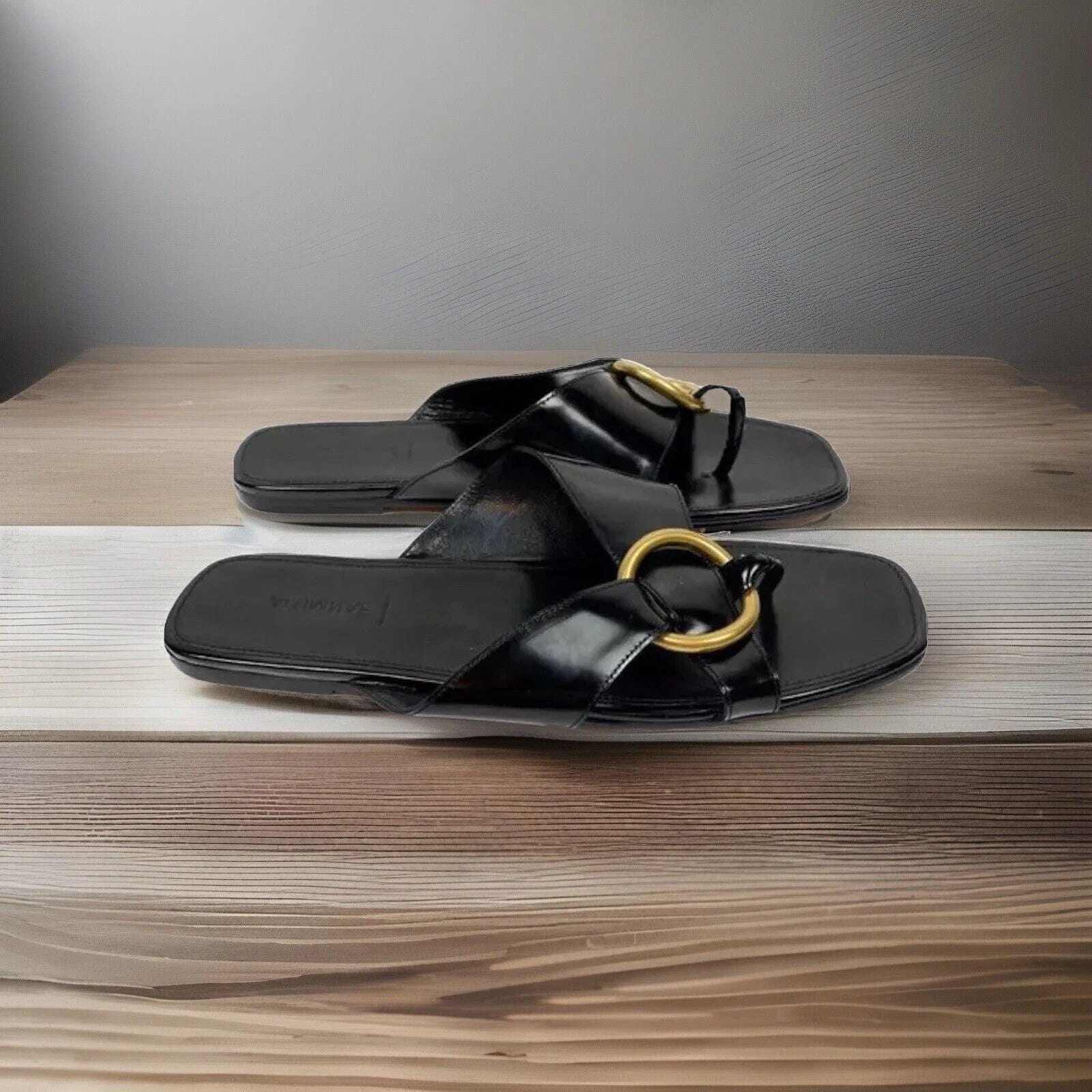 Alumnae Black Asymmetrical Leather ring flat sandals size 40 US 9