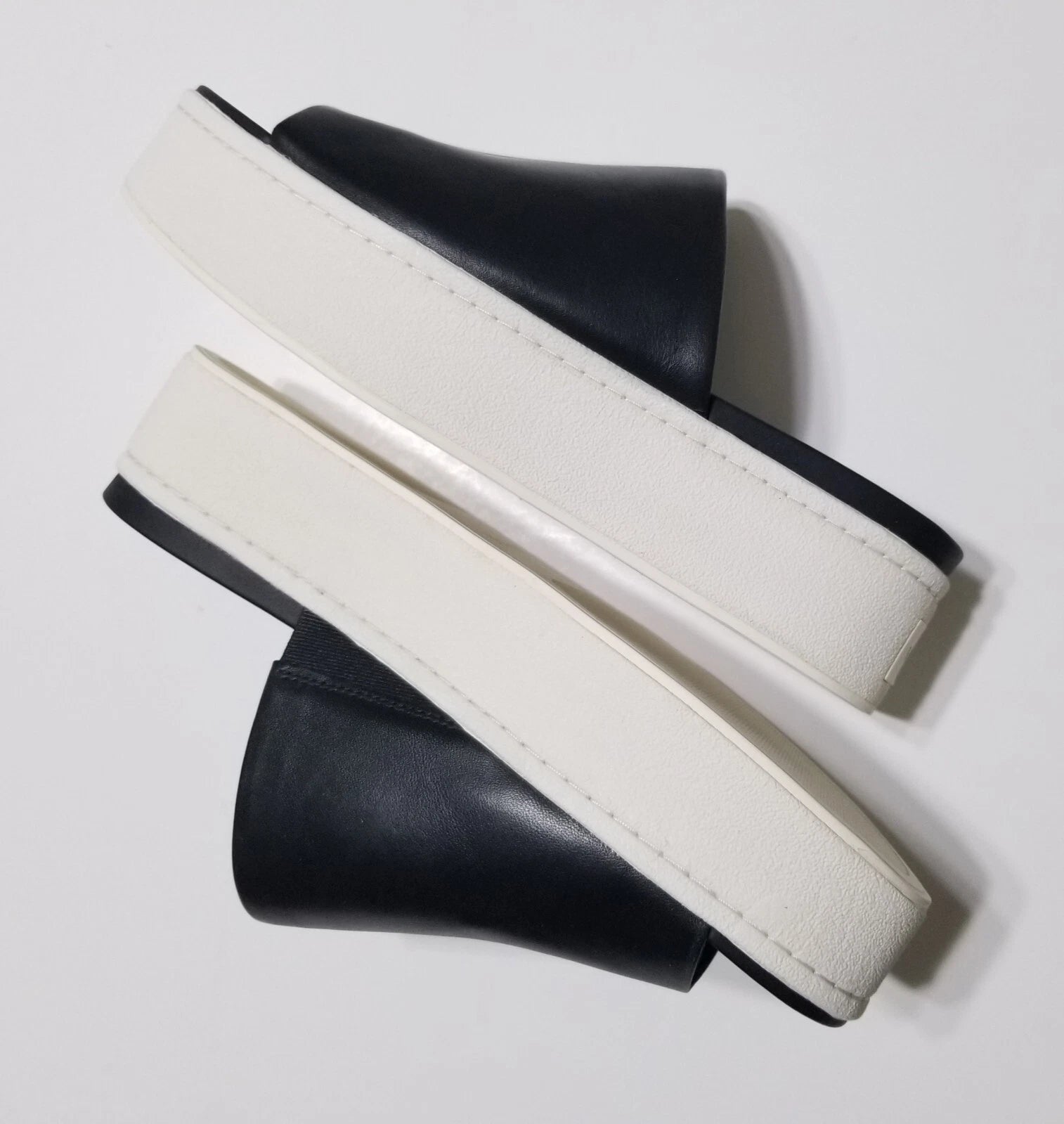 NIB Vince Walford Leather Platform Slide Sandals in Black Size 6.5, 9 $225