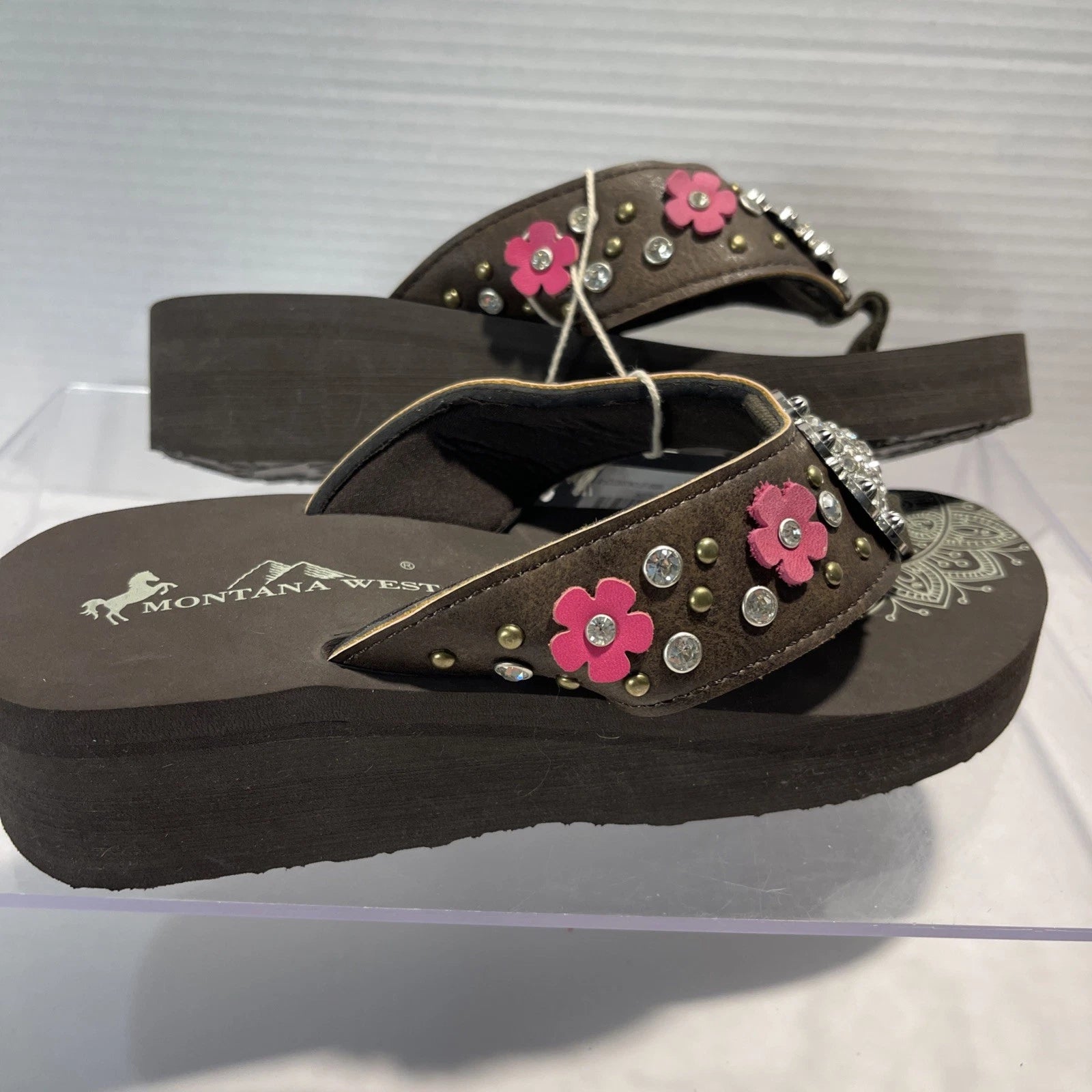 Montana West Flower CutOut Rhinestones/Studs Western Style Wedge Sandals Sz8-8.5