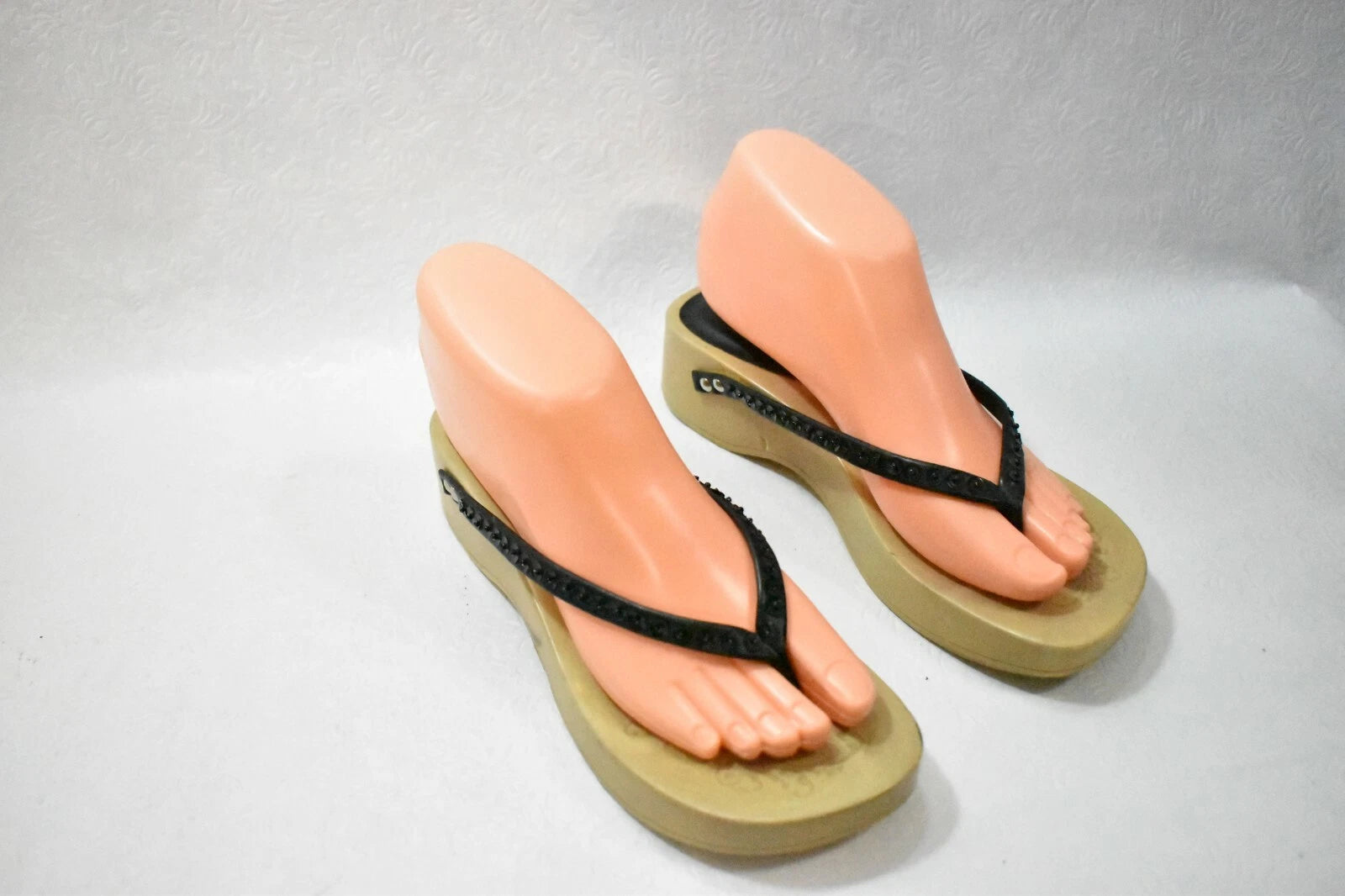 Fashion Boulevard Shoes Sandals Black Sequin Size 8 Women's