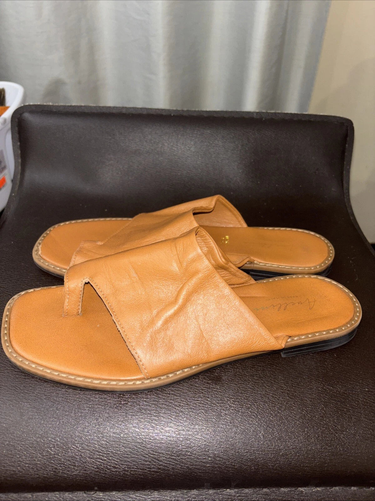 AVELLINI Womens Fairy Core Leather Sock Brown Slip on Sandals Style 3066 SZ 9