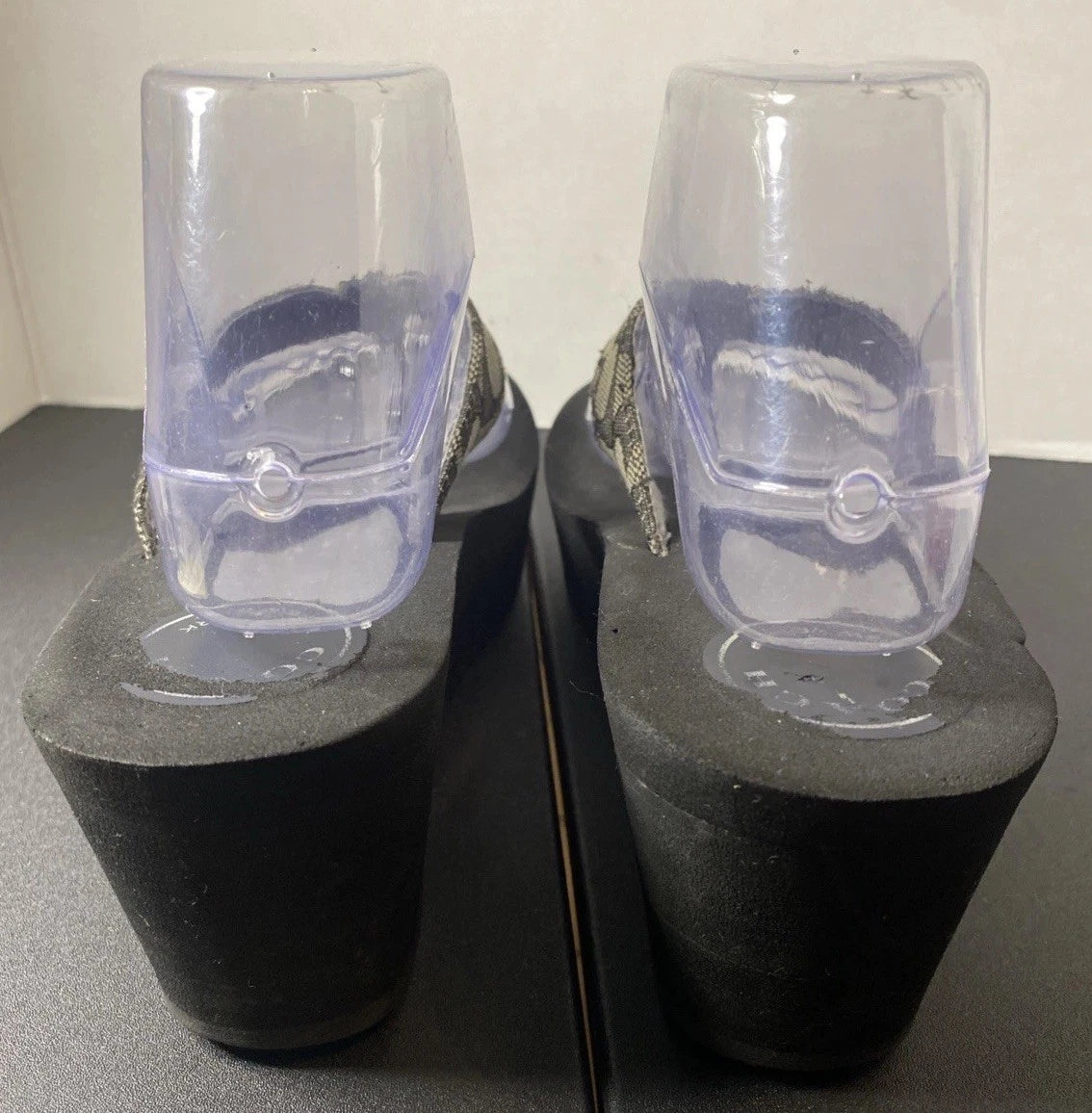 COACH Classic Platform Wedge Flip Flop Sandals Size 8-9 Black/Gray Logo