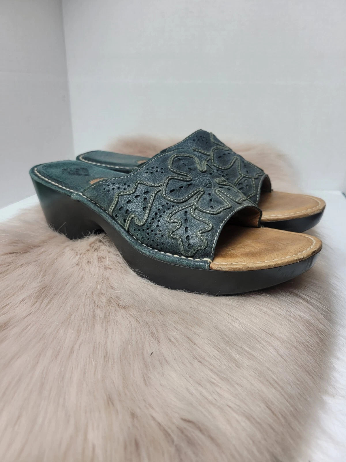 Ariat Floral Slide Sandals Black Style 22301 Womens Slip On Shoes Size 8.5 B