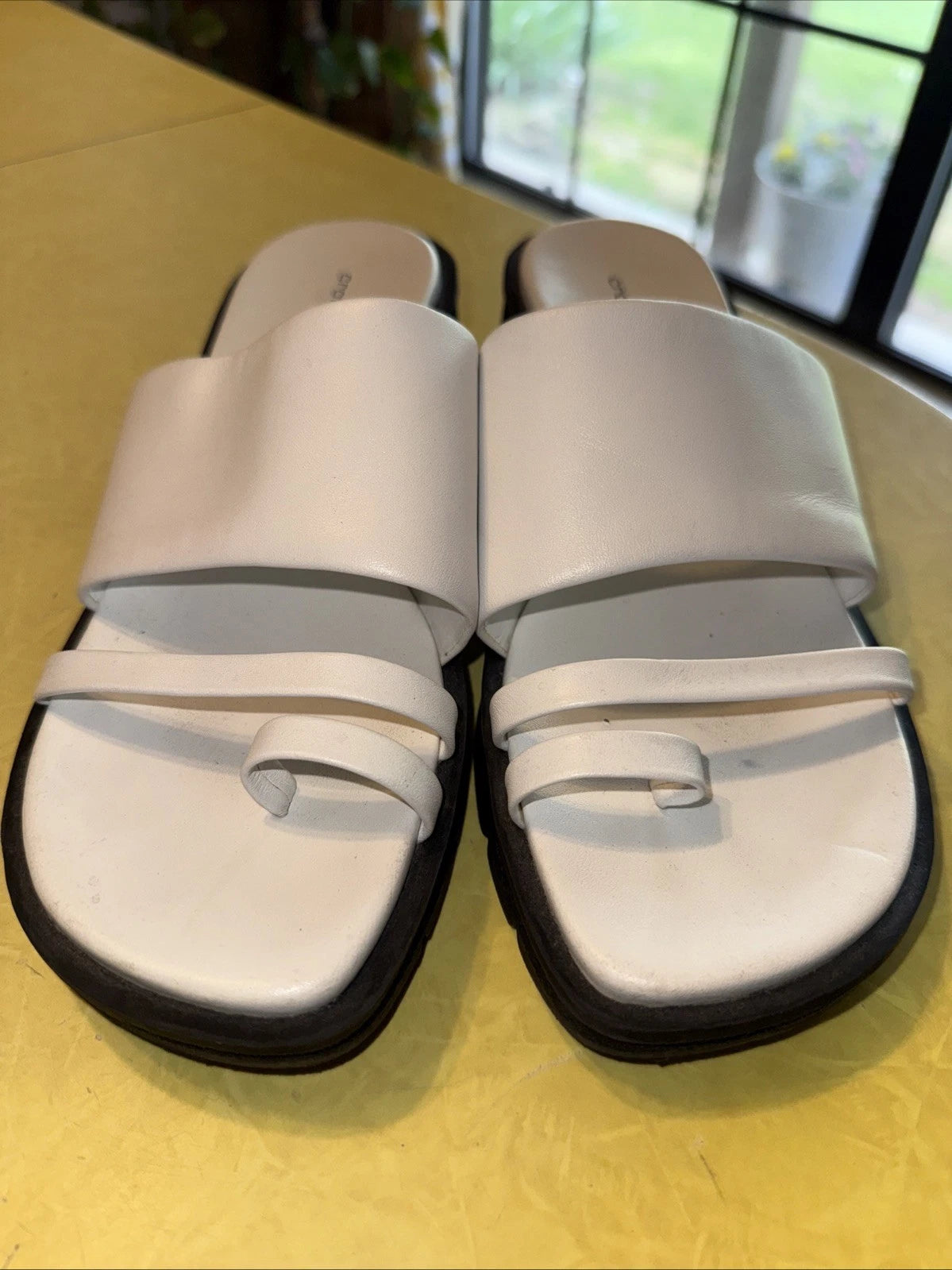 Croft & Barrow Womens Hally Size 8 White Leather Slide Chunky Sandals y2k Style