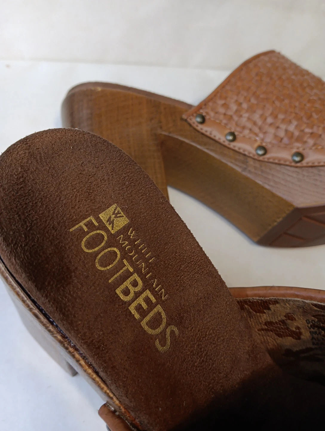 White Mountain Foot beds Altoria Womens 9 Brown Y2K Style Slide Platform Sandals