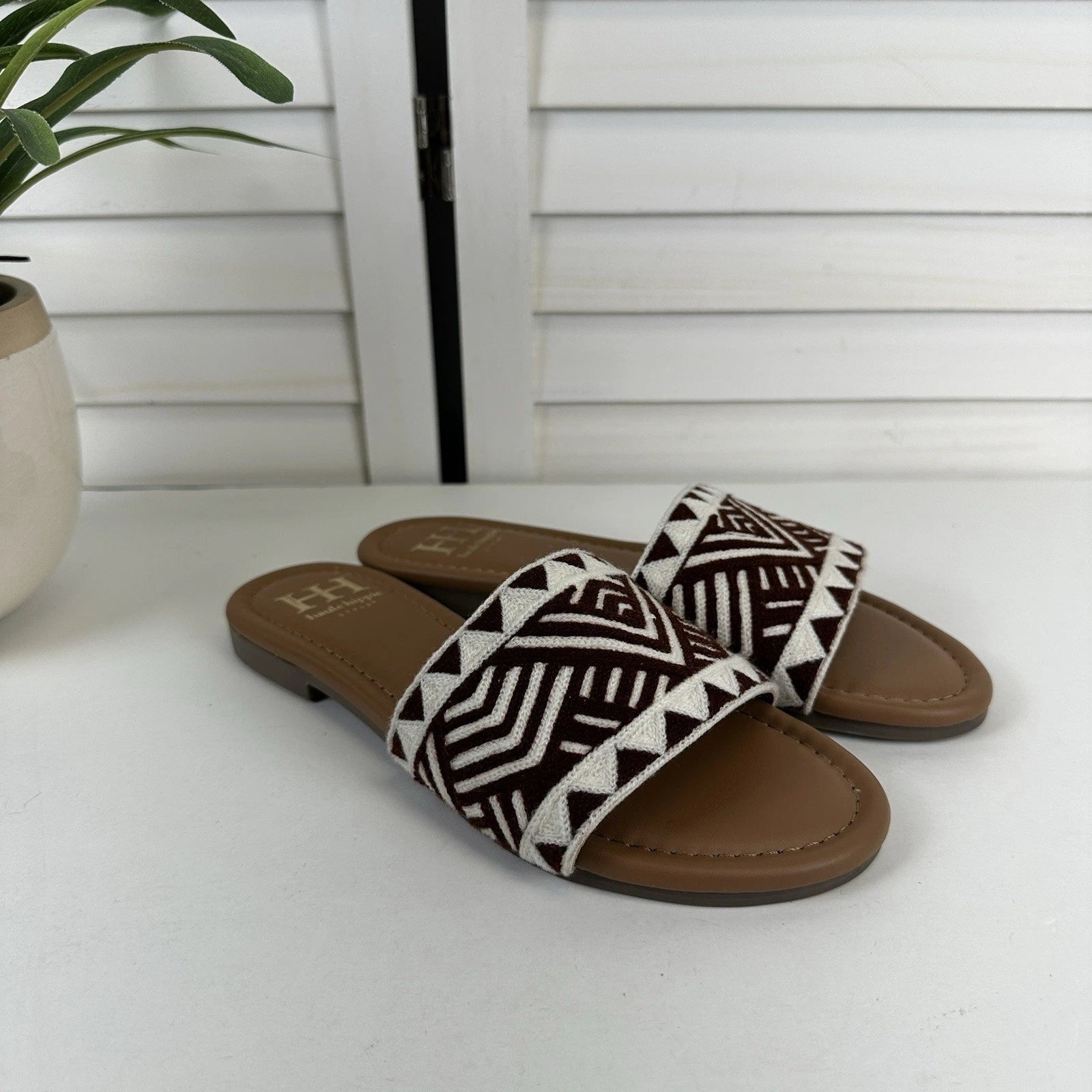 Haute Hippie Style Embro Slide Sandal Geometric Southwest Aztec Flat Shoe Size 7