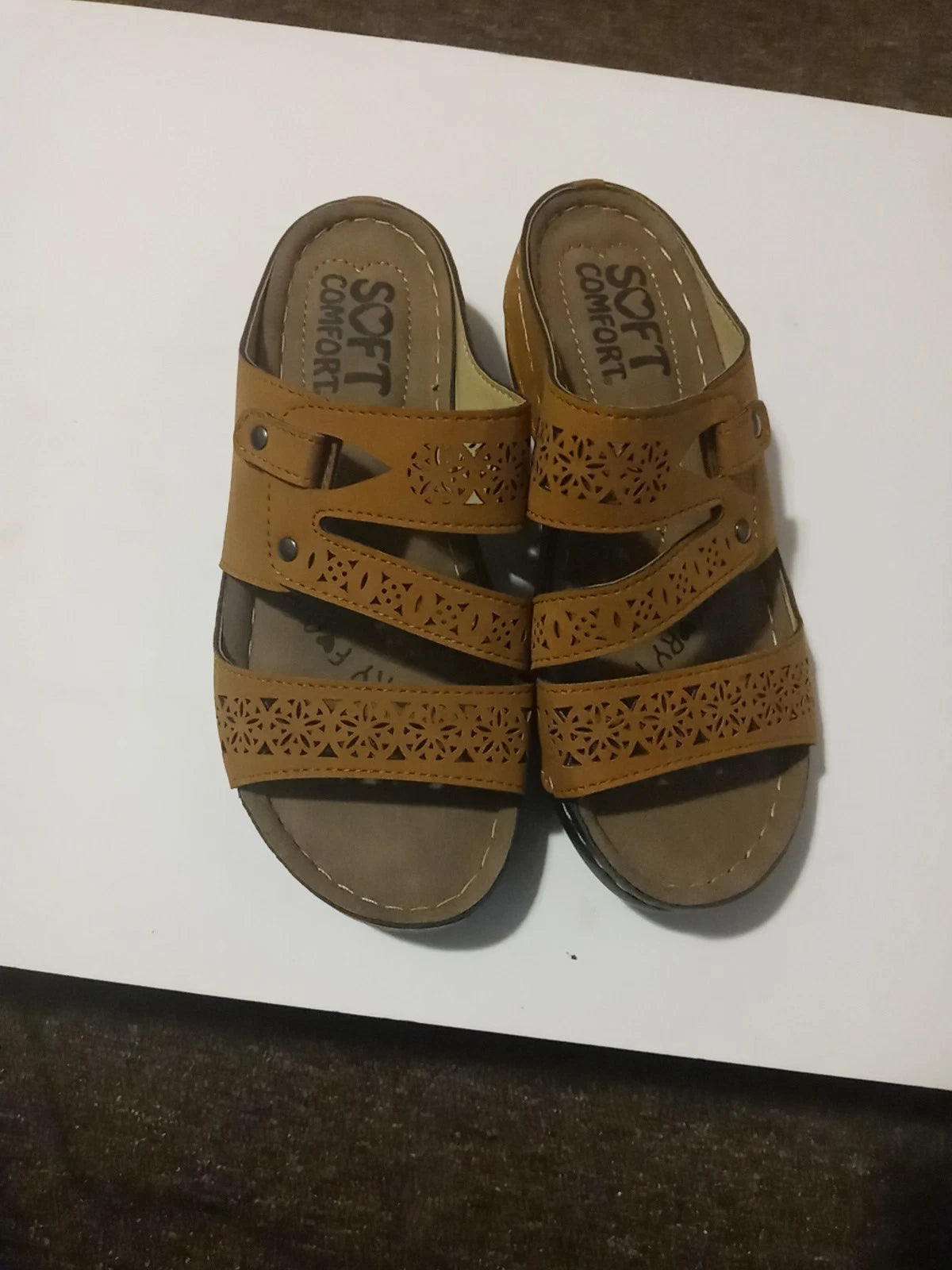 Band Dazzler Soft Comfort Brown Sandals Size 6 New