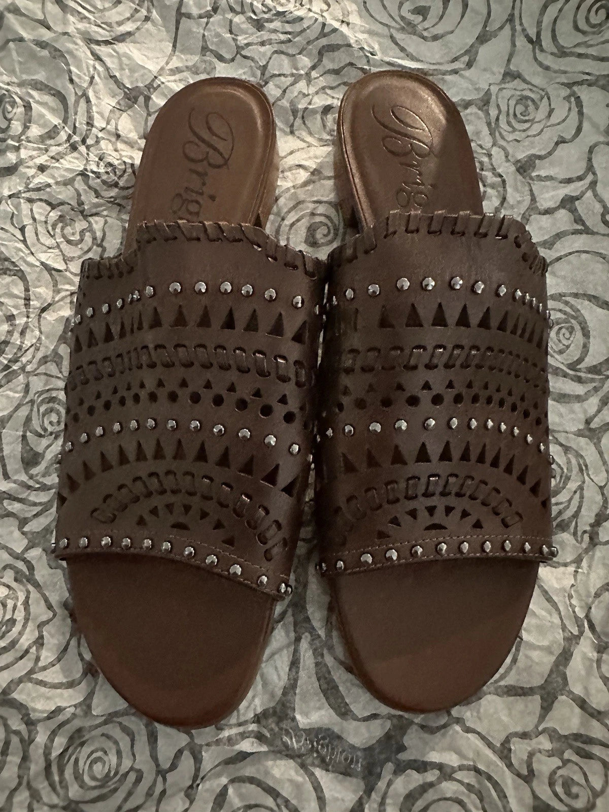 NWT - Brighton Sandal Slides Style NEO Brown Leather Silver-tone Hardware Size 9