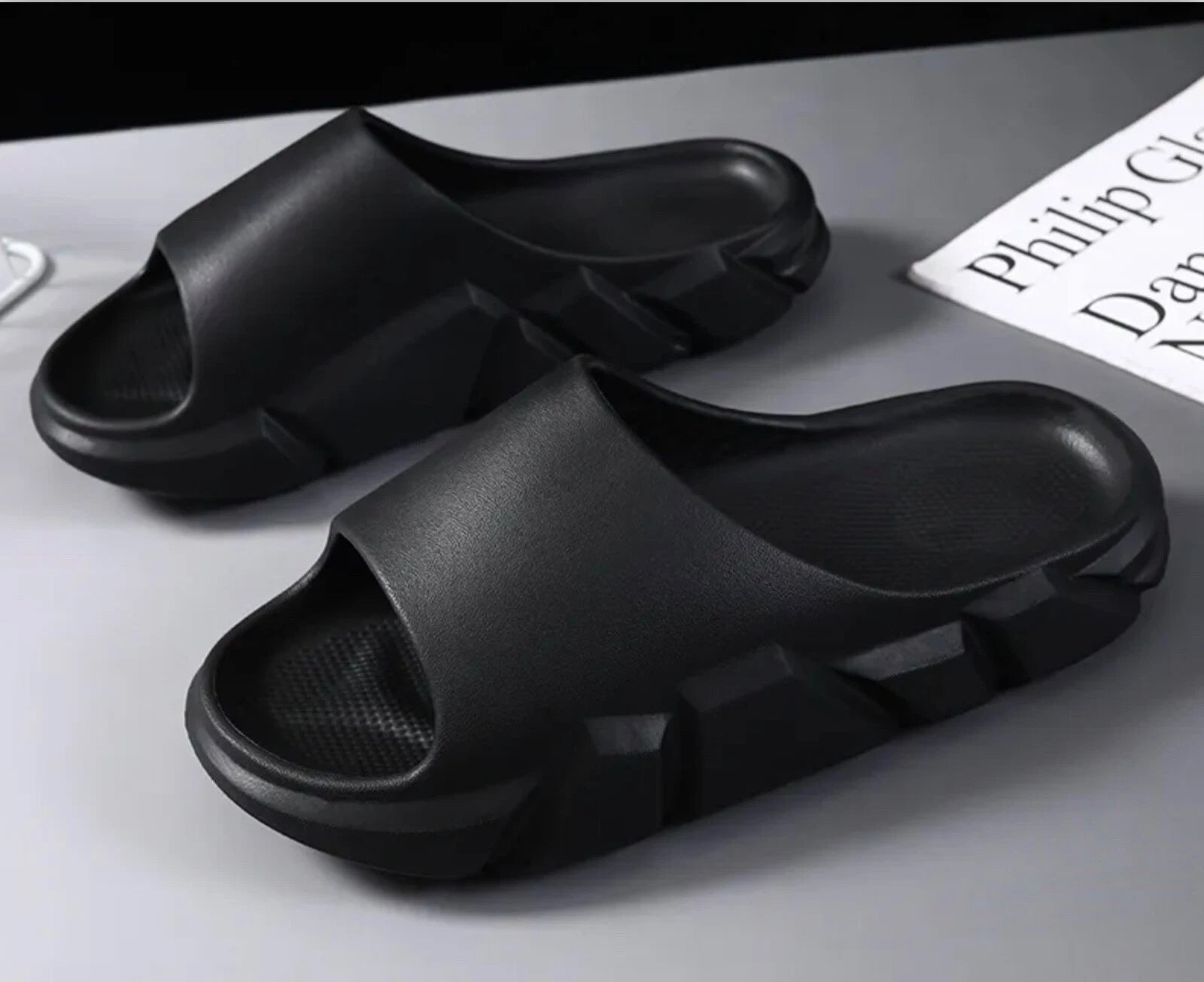 Slides Sandals for Women Men  Platform Pillow Slippers Non-Slip Yeezy style 7 sz