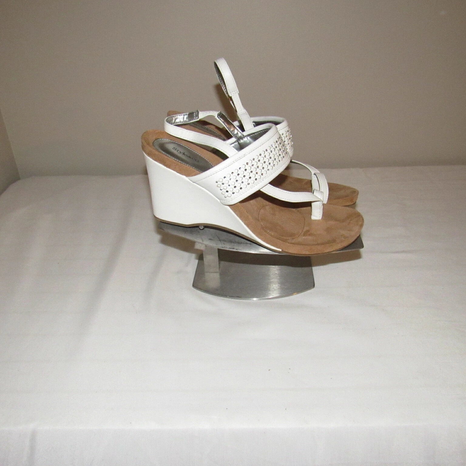 Style & Co. Strappy Sequin Accent Wedge Sandal Shoe White 9.5M NWOB