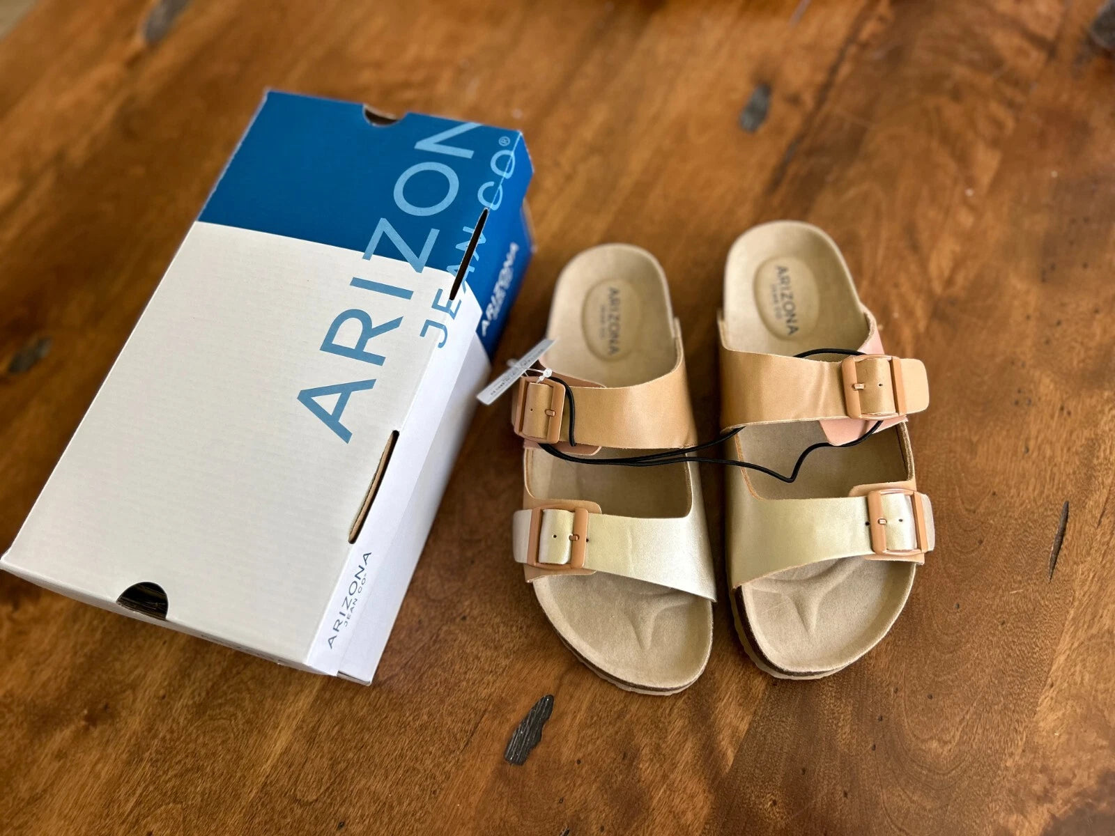 Arizona Jean Co Sandals Flex style Tan/Multi size 7 new with box