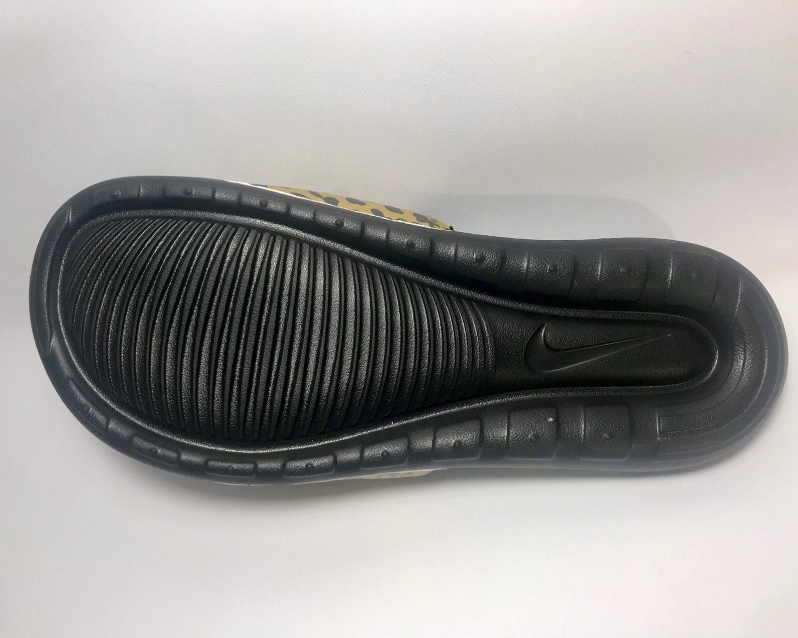 NIKE VICTORI ONE Women's Printed Slide Sz. 9 Chutney/Multicolor Style #CN9676700