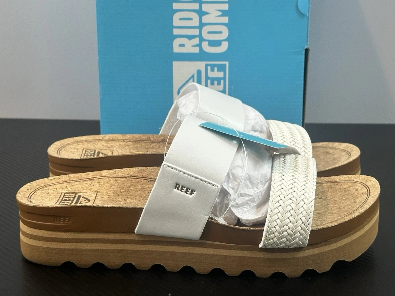 Reef Women’s US 9 Cushion Vista Hi White Braid Slip On Sandal, Style # CI9861