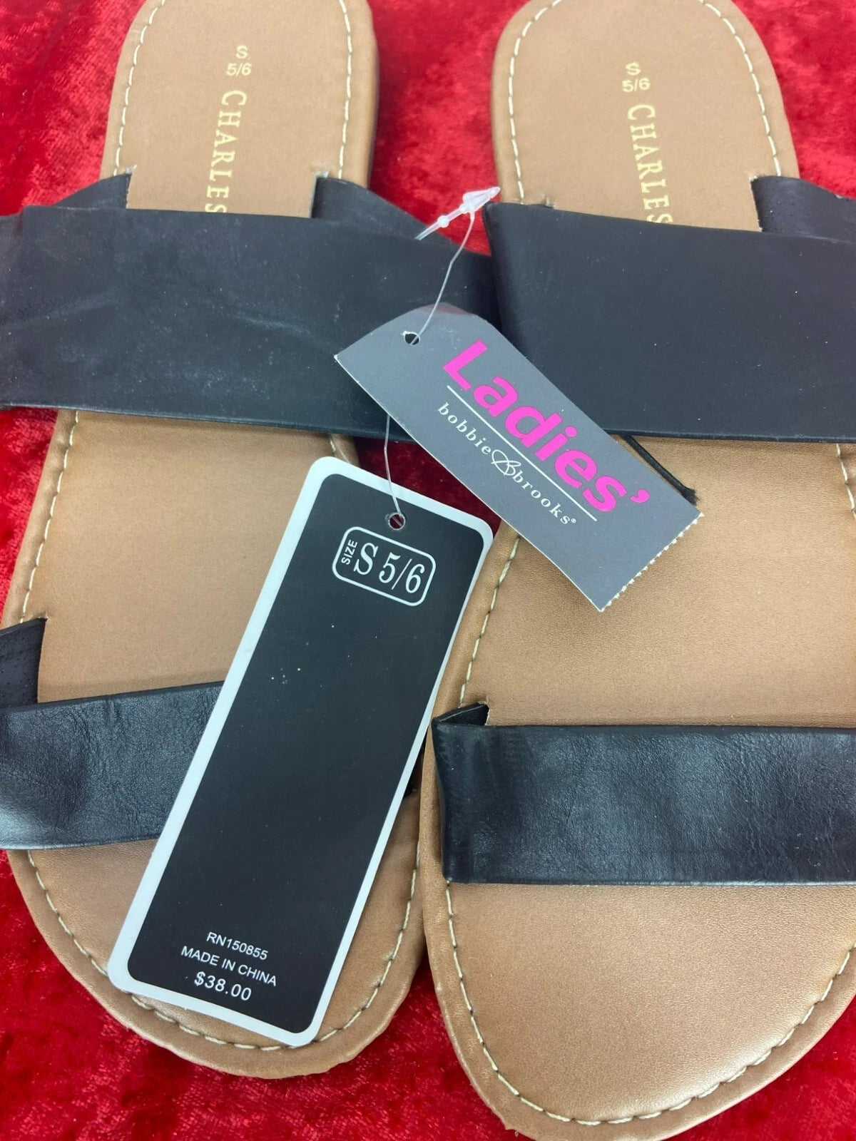 Charles Albert Black Style Mara Women’s Slip On Sandals size Small 5/6