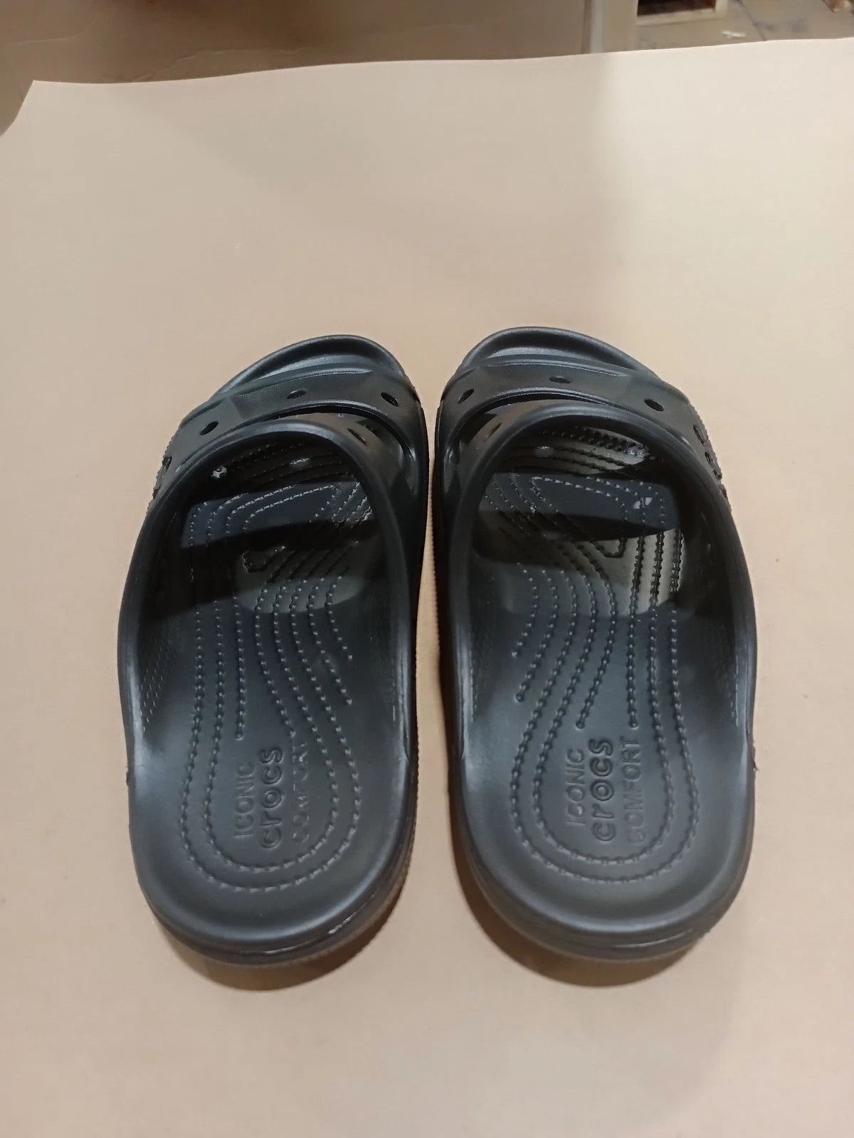 UsedLikeNew_Crocs Unisex Men's and Women's Baya Two-Strap Slide