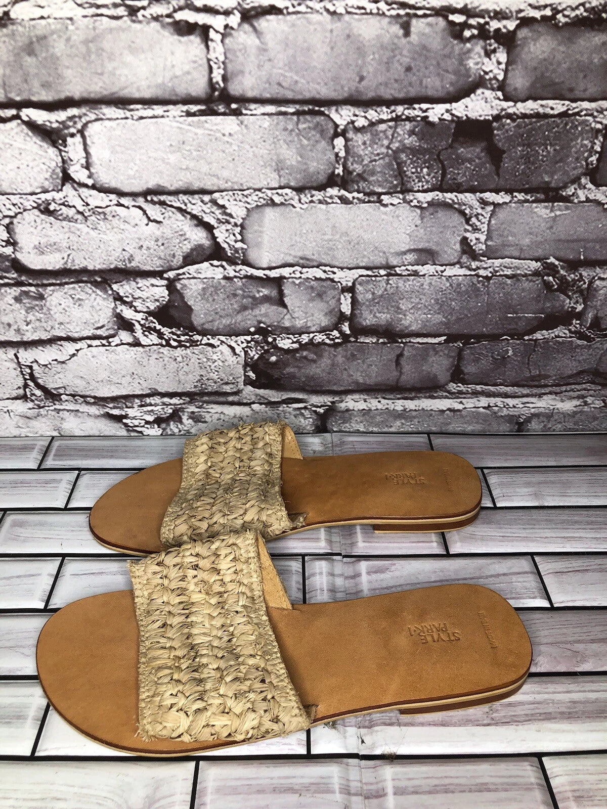 Style Park 1 Bamboo Beige Synthetic Slides Flats Sandals Women’s Sz 8M US/39EU